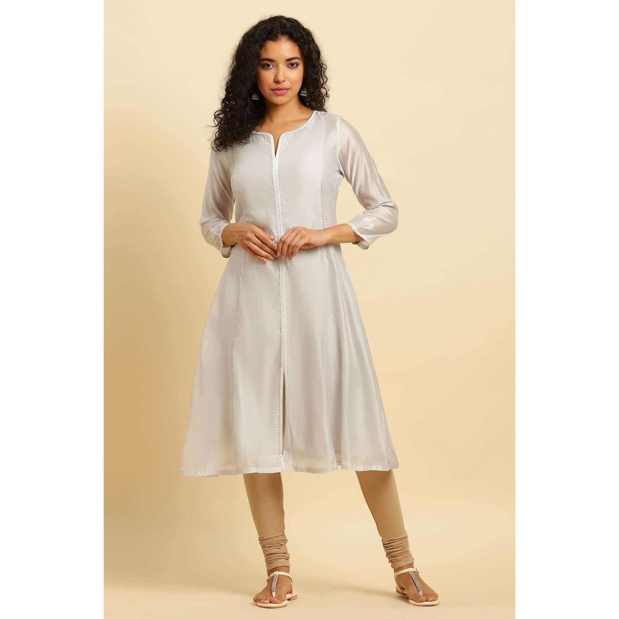 W For Woman Grey Panelled Chanderi Kurta With Zari Embroidery. (Size M)-23Auw10283-220639