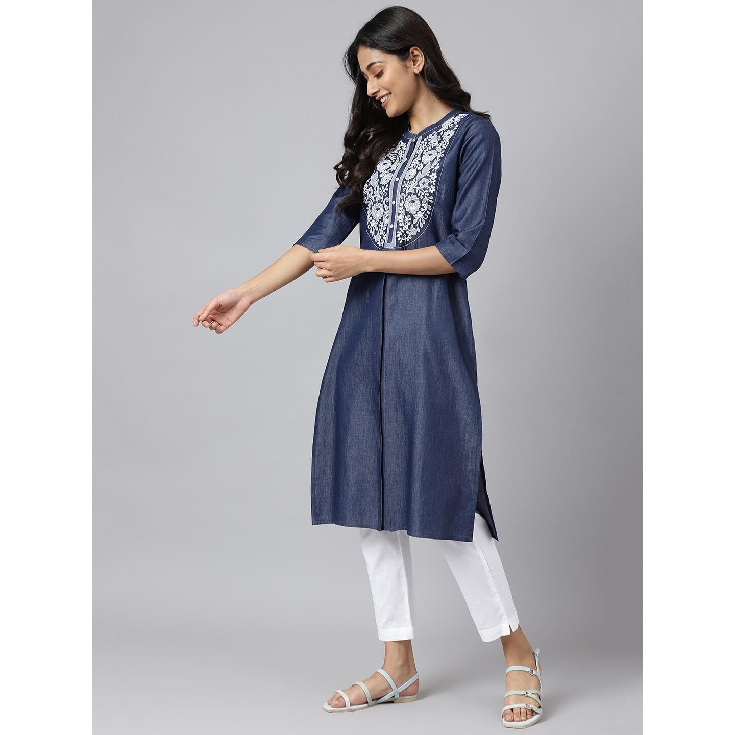 Aurelia Women's Cotton Blend Regular Kurta (24Fea13340_Blue