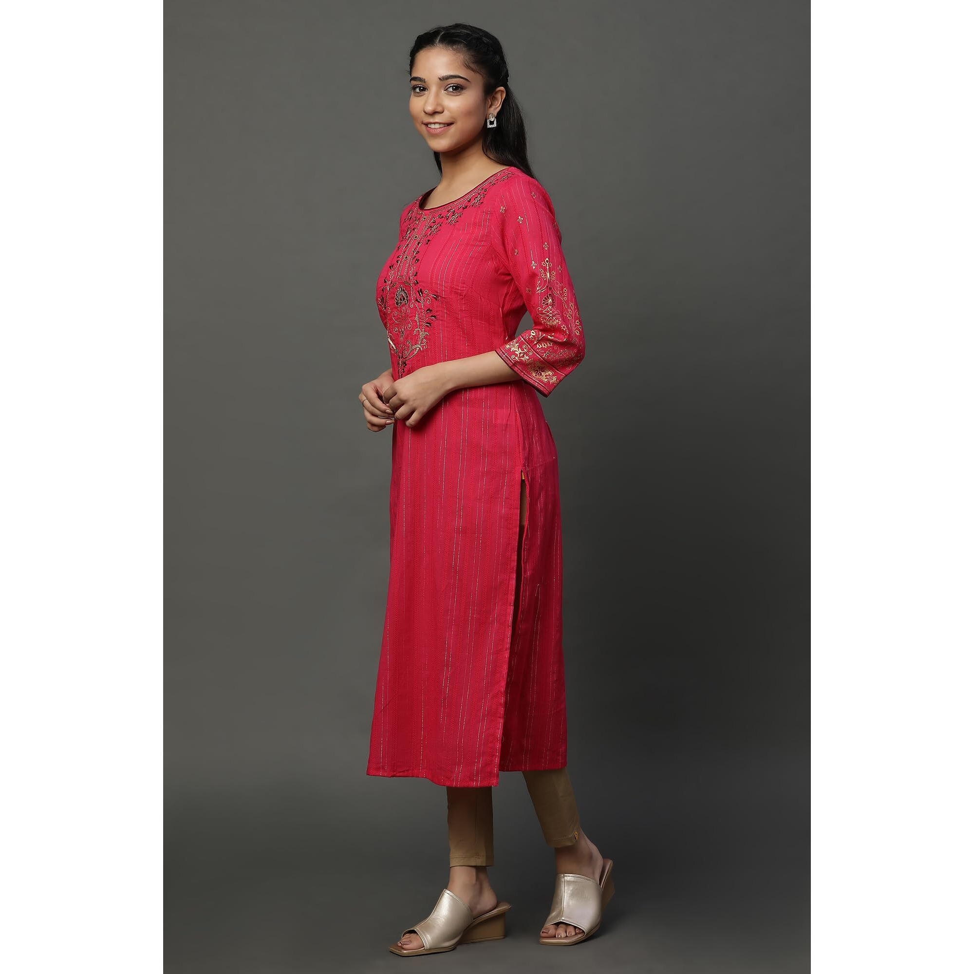 Aurelia Women's Viscose Regular Kurta (24Fea14536-606629_Wine