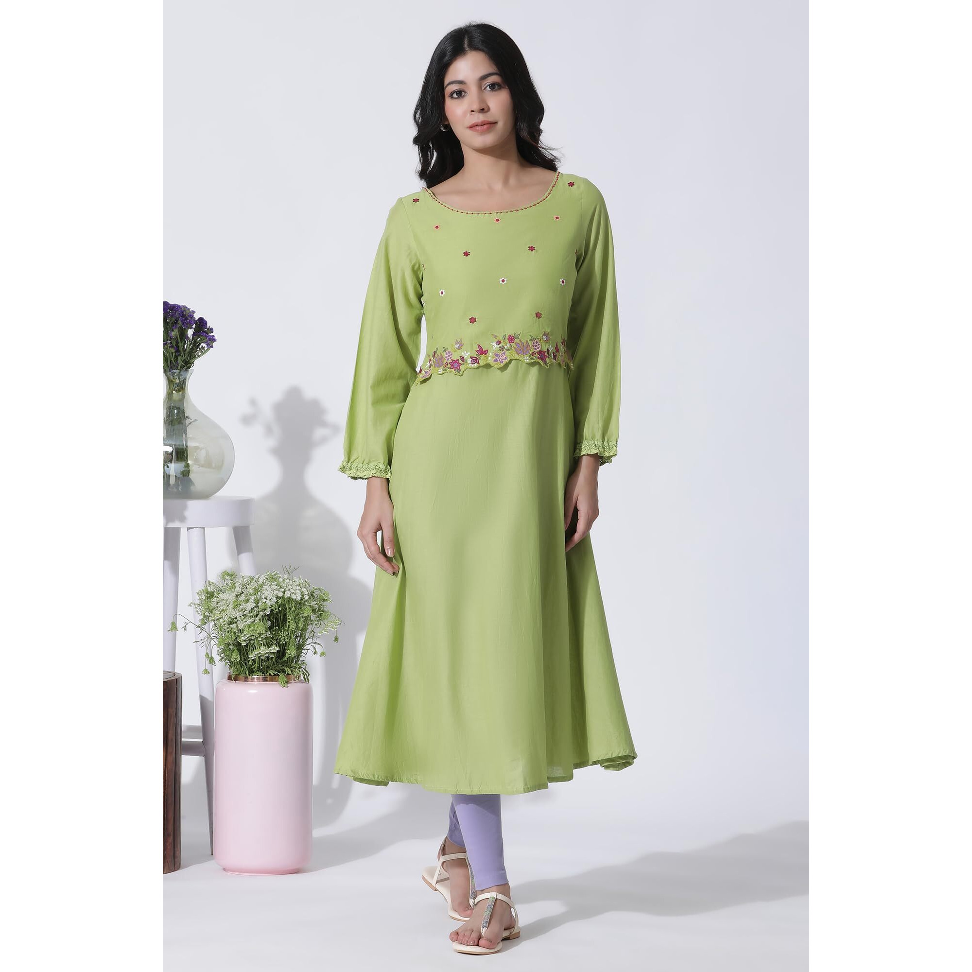 W For Woman Green Embroidered A-Line Cotton Kurta And Tights Set_23Fews18441-218446_L