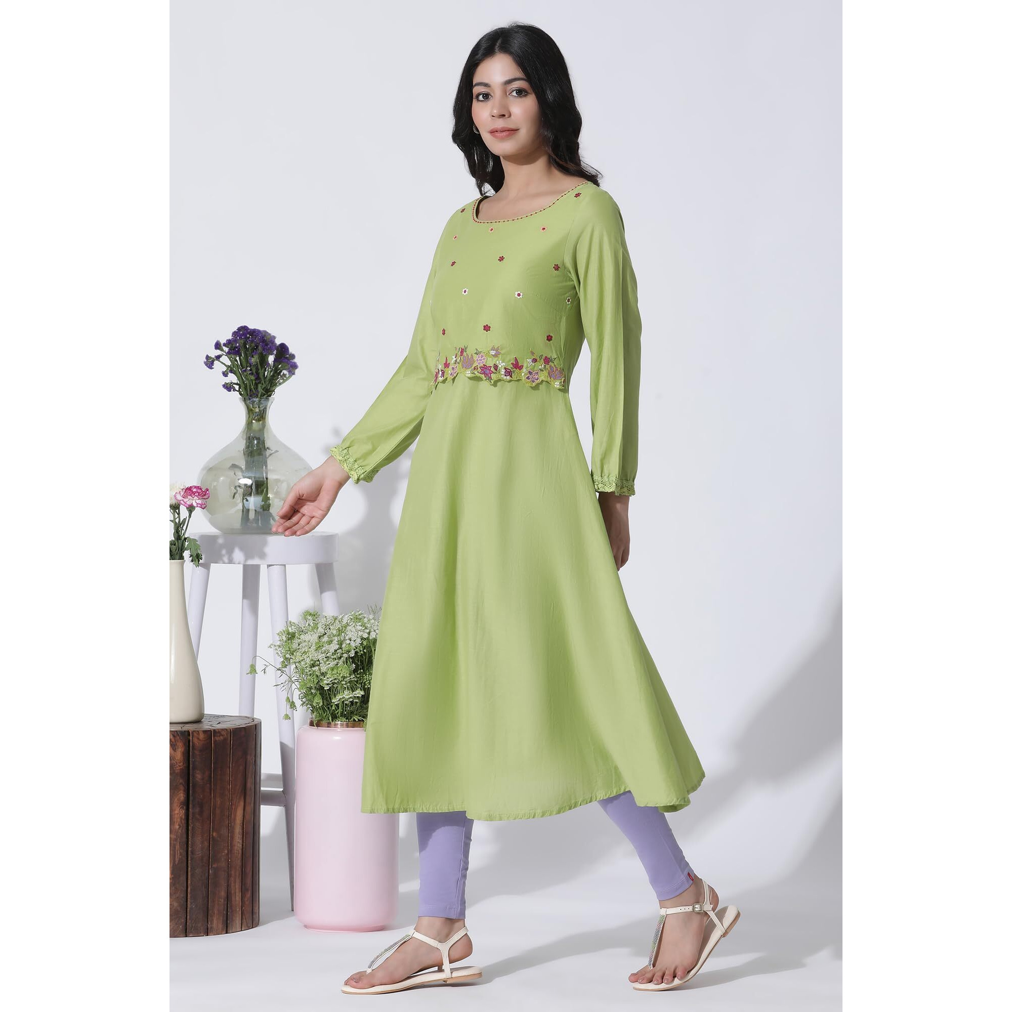 W For Woman Green Embroidered A-Line Cotton Kurta And Tights Set_23Fews18441-218446_L