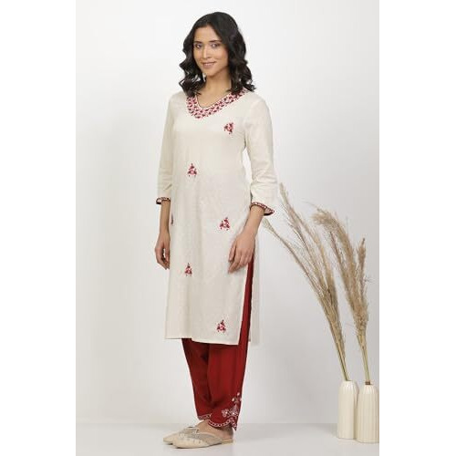 W Women Cream Solid Cotton Straight Kurta_24Few10609-221335_L