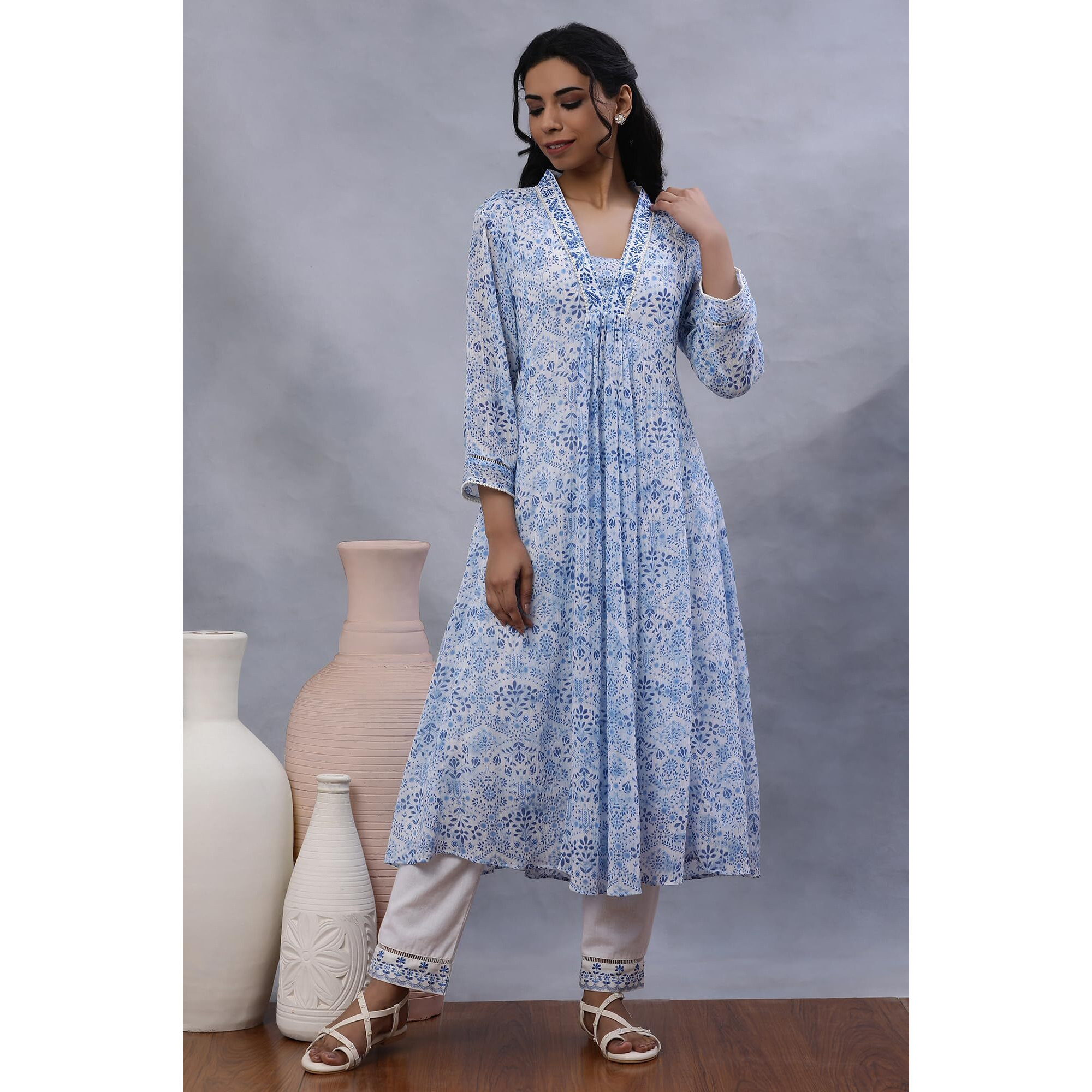W Women White Floral Print Cotton Flared Kurta_24Few10528-123075_M