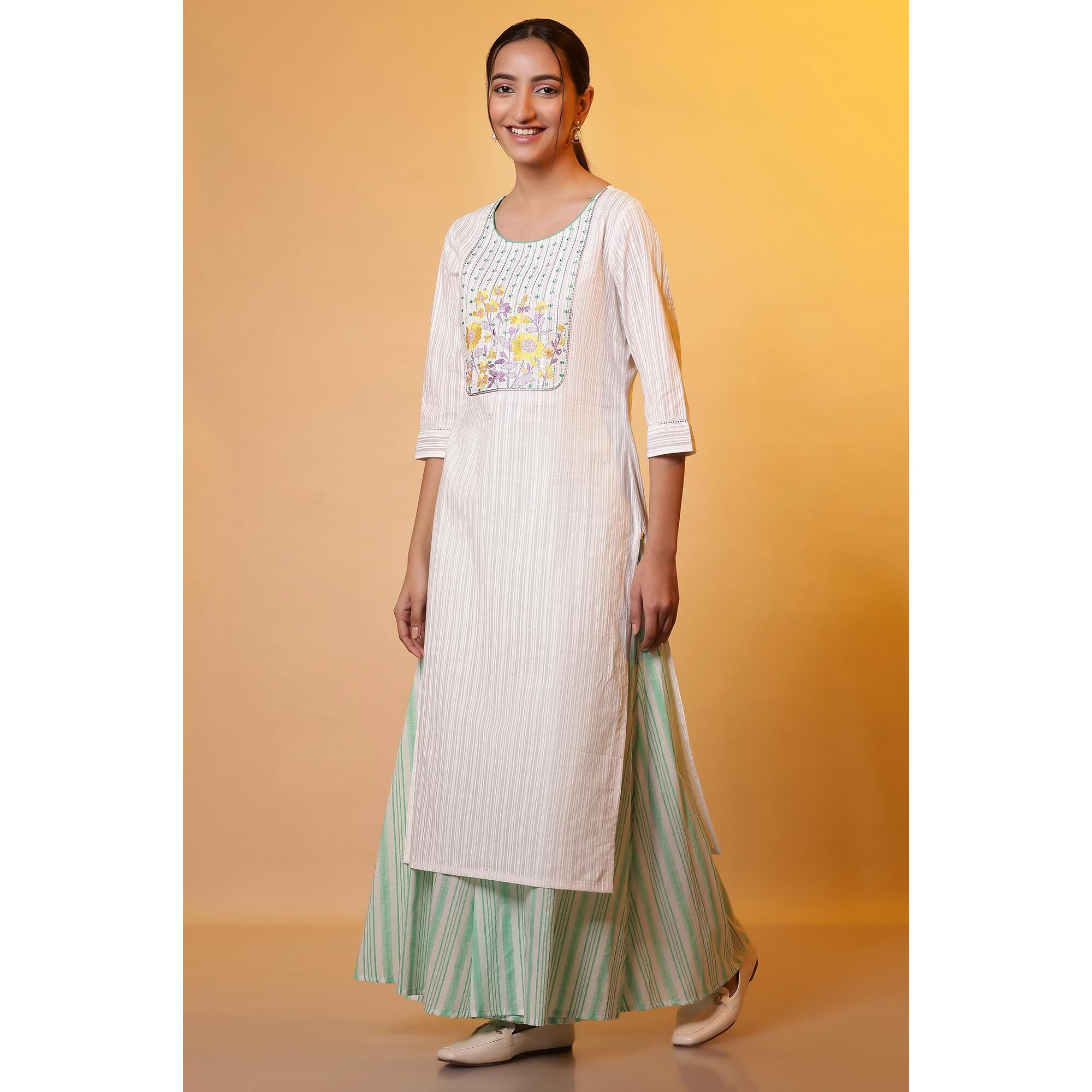 Aurelia Women's Cotton Floral Regular Kurta (24Fea14780_White