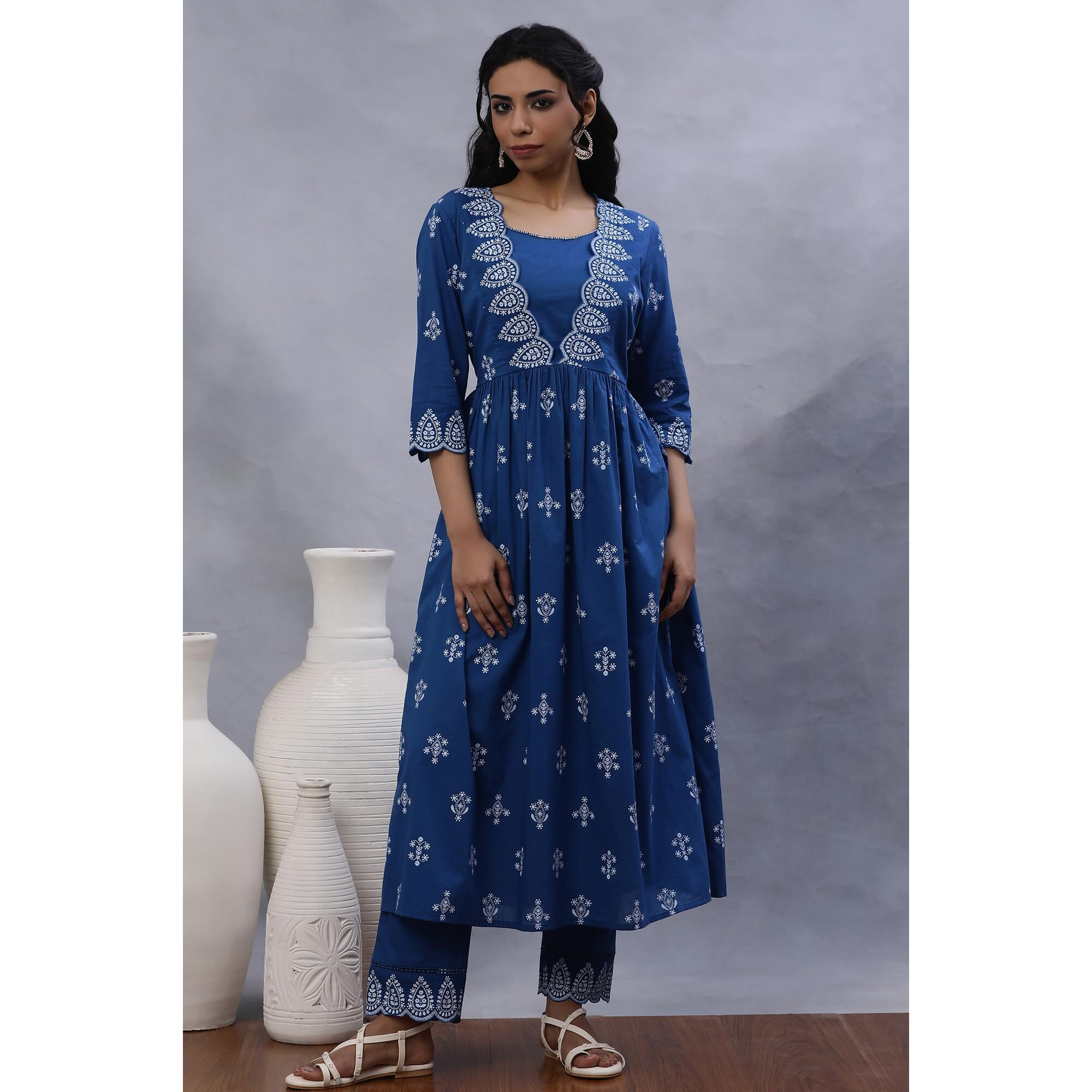 W For Woman W Women Blue Geometric Print Cotton Kurta & Straight Pant_24Fews10514-123670_2Xl