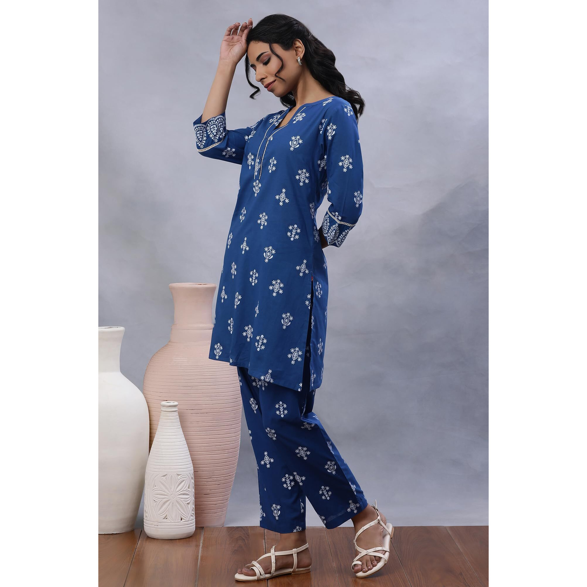 W For Woman W Women Blue Floral Print Cotton Co-Ord Kurta Set & Straight Pant_24Fews10823-123670_Xs