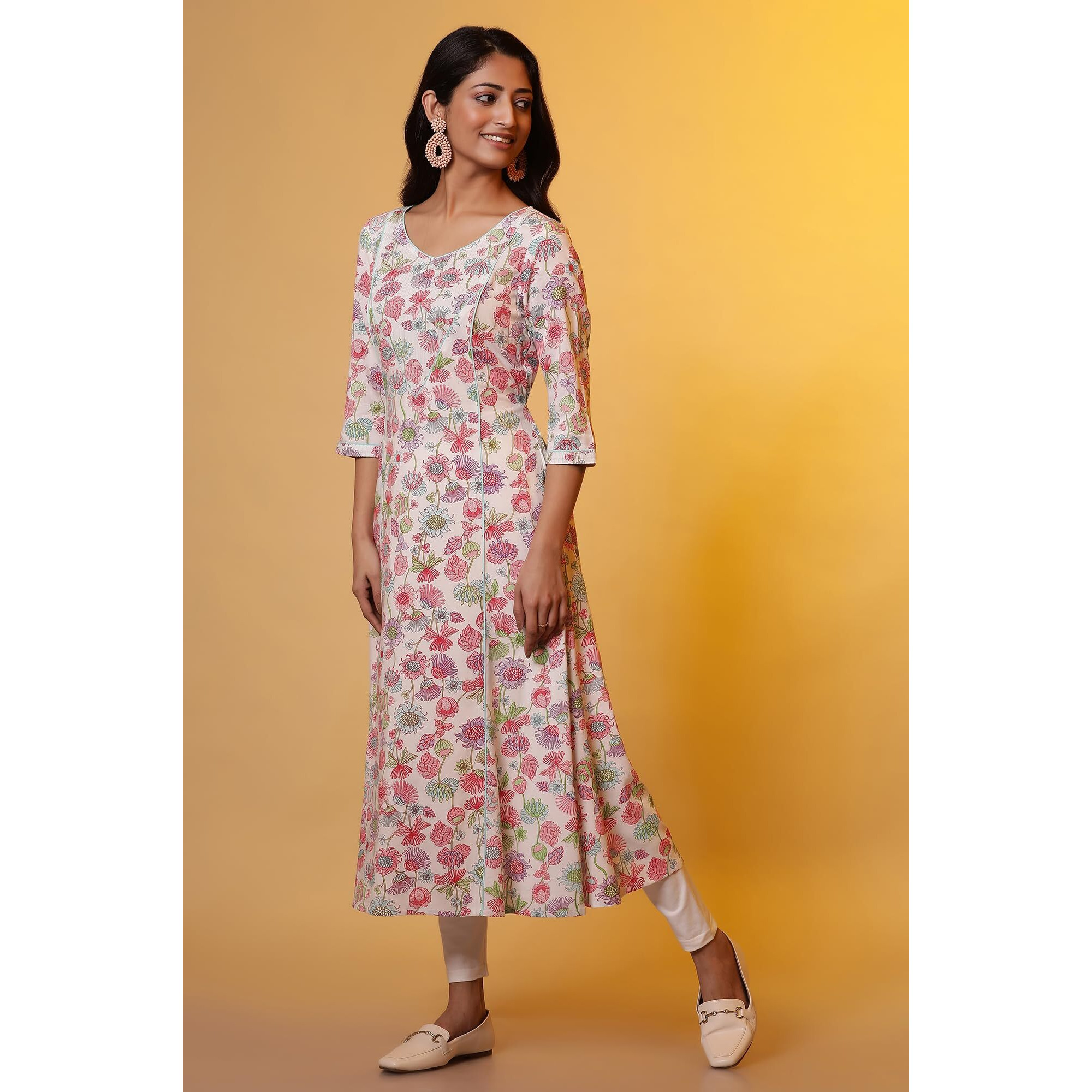 Aurelia Women's Viscose Floral Regular Kurta (24Fea15150_Off White