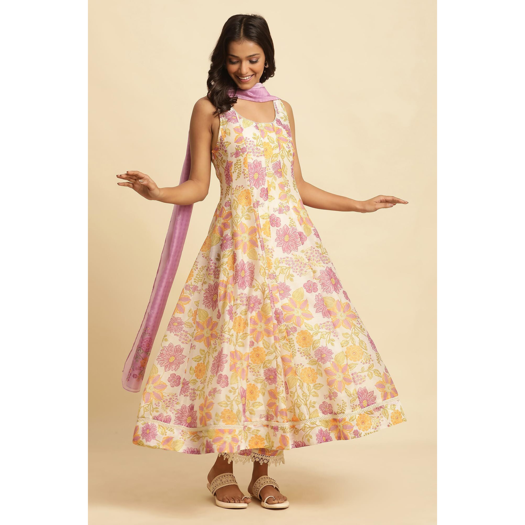 W Women White Floral Print Chanderi Kurta, Slim Pant & Dupatta_24Fews10575-123227_3Xl