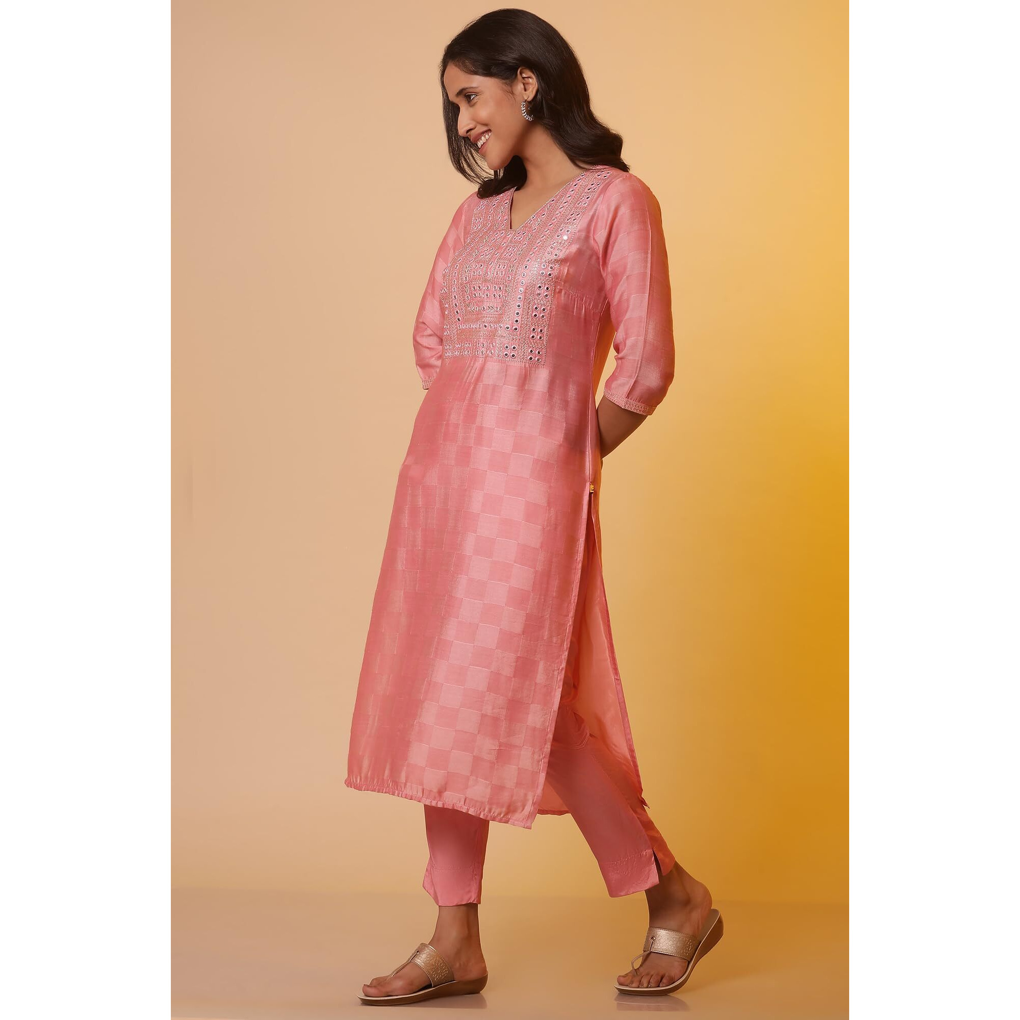 Aurelia Women Pink Embroidered Viscose Kurta Set With Palazzos & Dupatta_24Feas15107_L