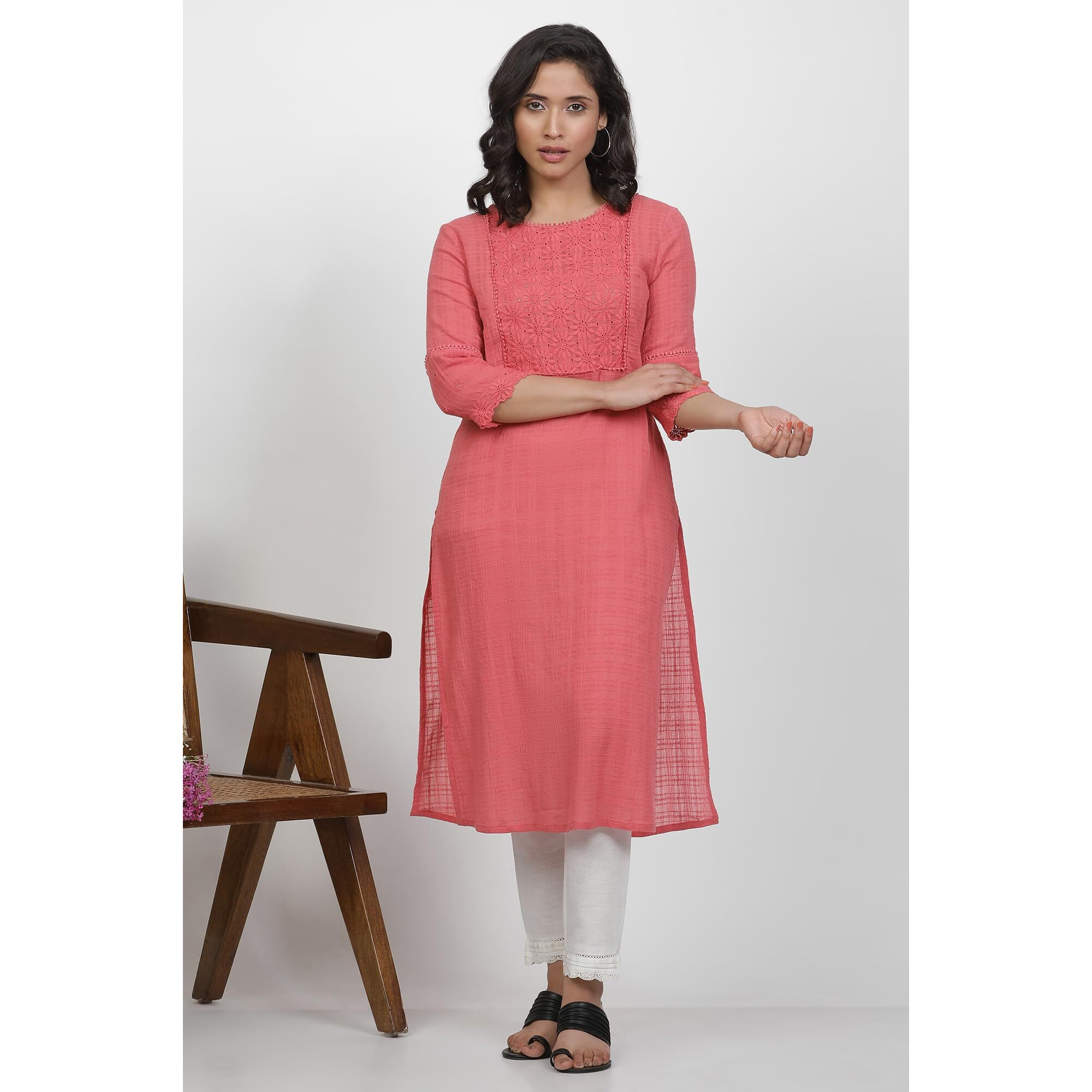 W For Woman Pink Embroidered Print Cotton Straight Kurta_24Few11368-221949_Xs