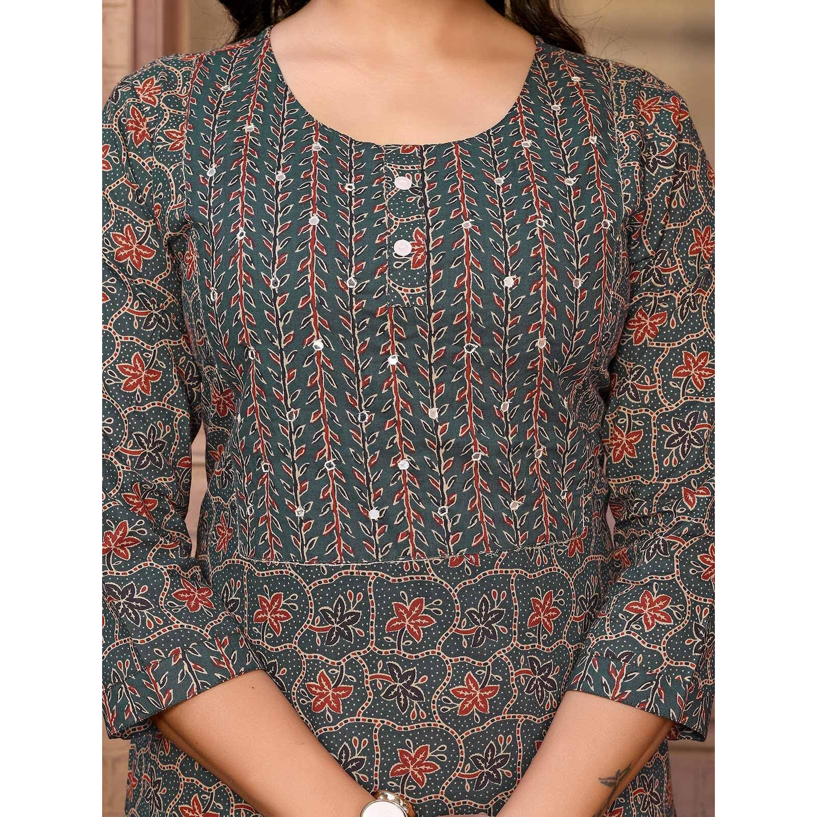 Rangita Green Cotton Calf Length Embroidered Straight Kurti | Kurta For Women_Xl