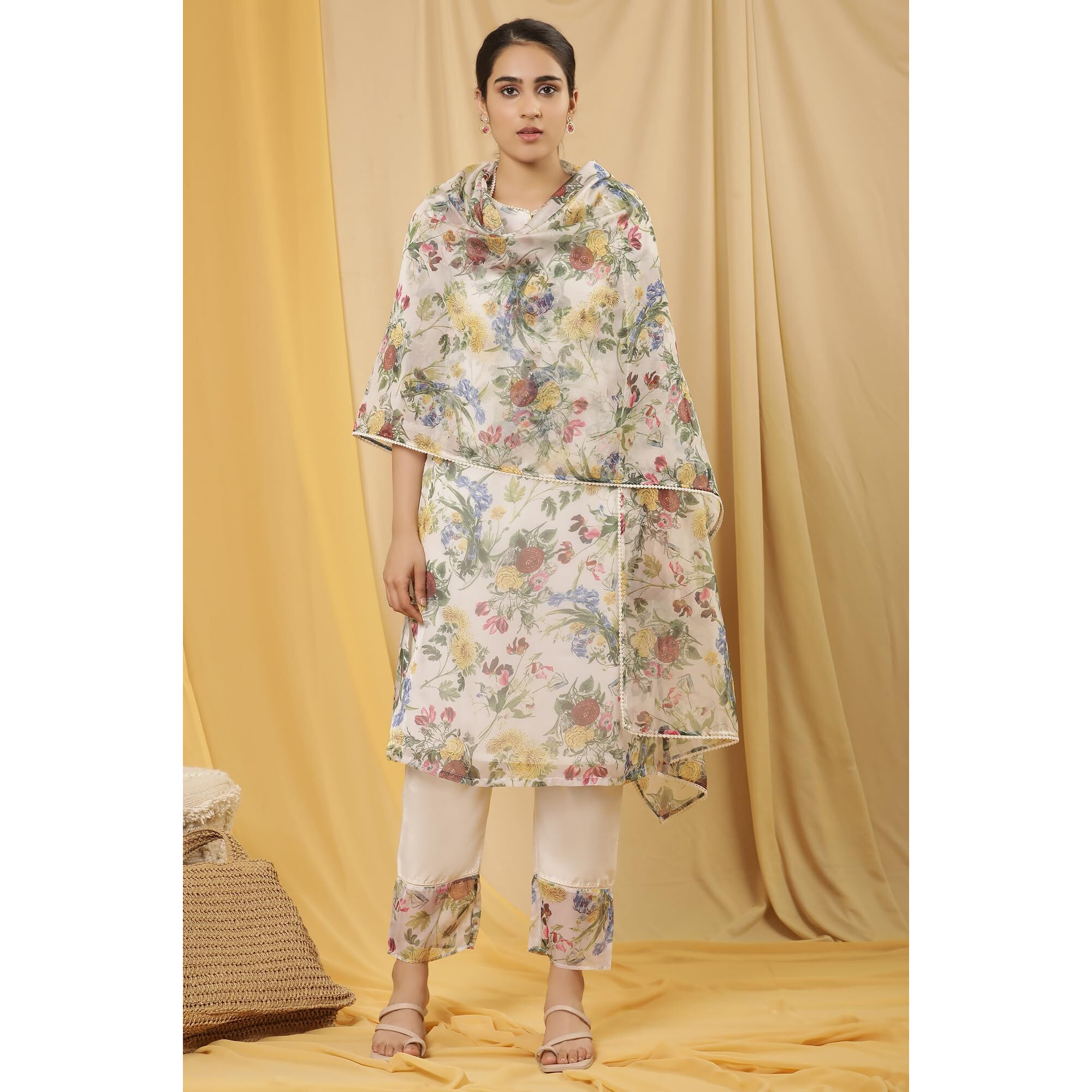 W Women White Floral Print Organza Dupatta_24Few82245-123296