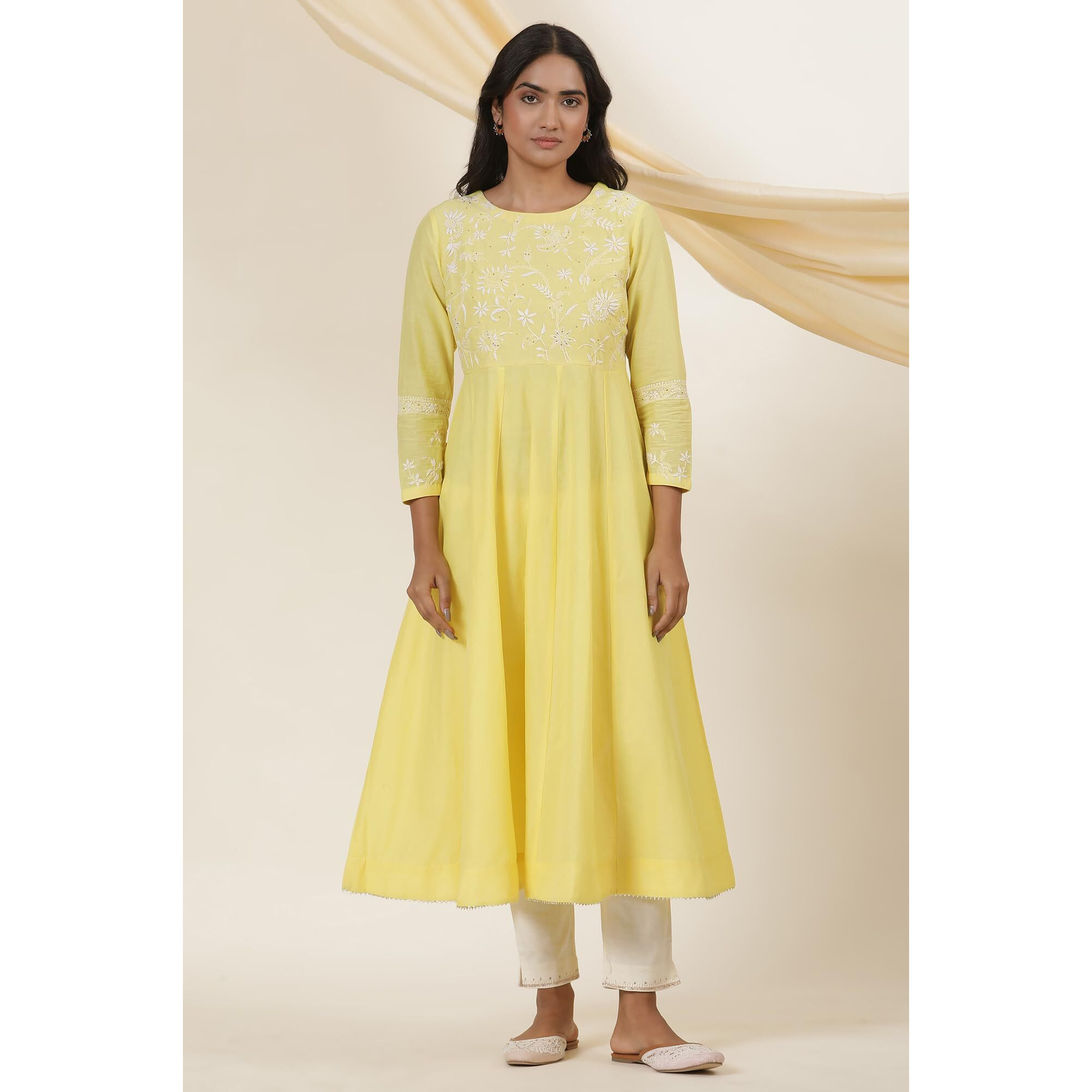 W For Woman Folksong Yellow Festive Solid Cotton Flared Kurta_24Maf11757-920835_L