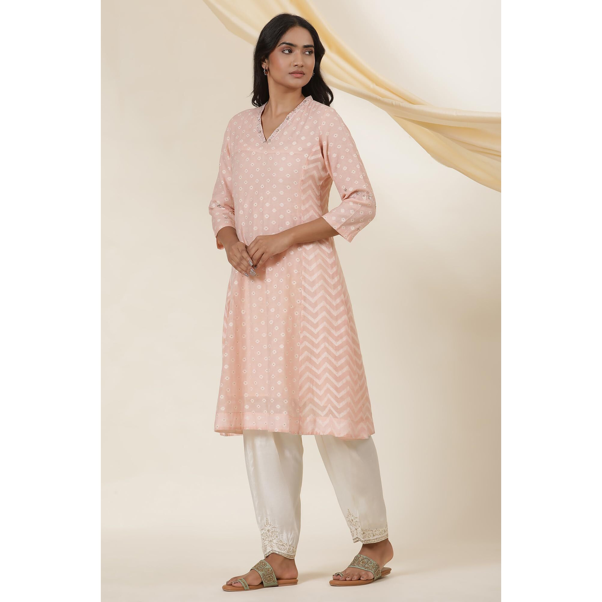 W For Woman Folksong Pink Festive Geometric Print Flared Kurta_24Maf11752-930316_Xl