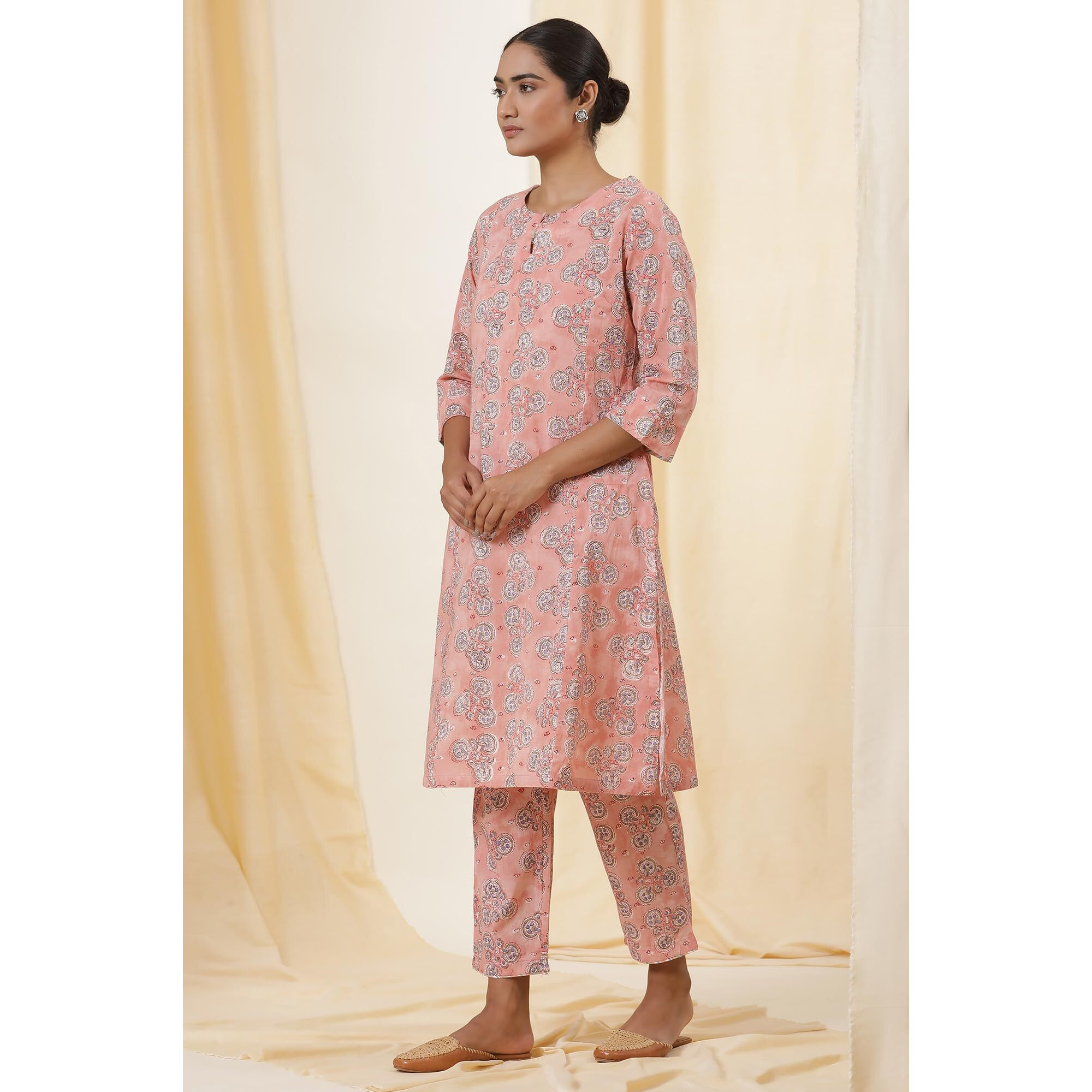 W For Woman Folksong Pink Floral Print Cotton Straight Kurta & Straight Pant_24Mafs11926-911431_L