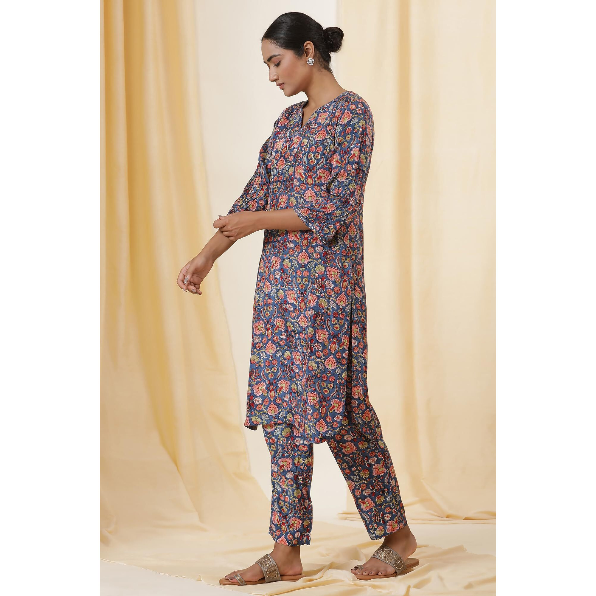 W For Woman Folksong Blue Printed Viscose Straight Kurta, Salwar Pant & Dupatta_24Mafs11930-911441_L