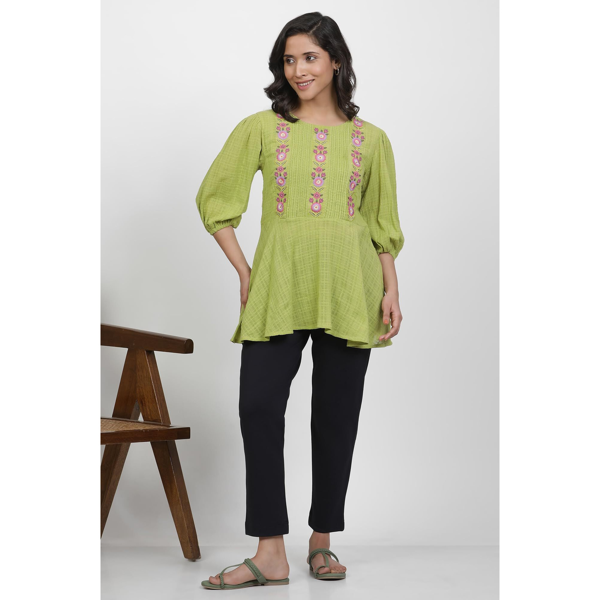 W For Woman Green Embroidered Print Cotton Straight Top_24Few30974-221892_Xl