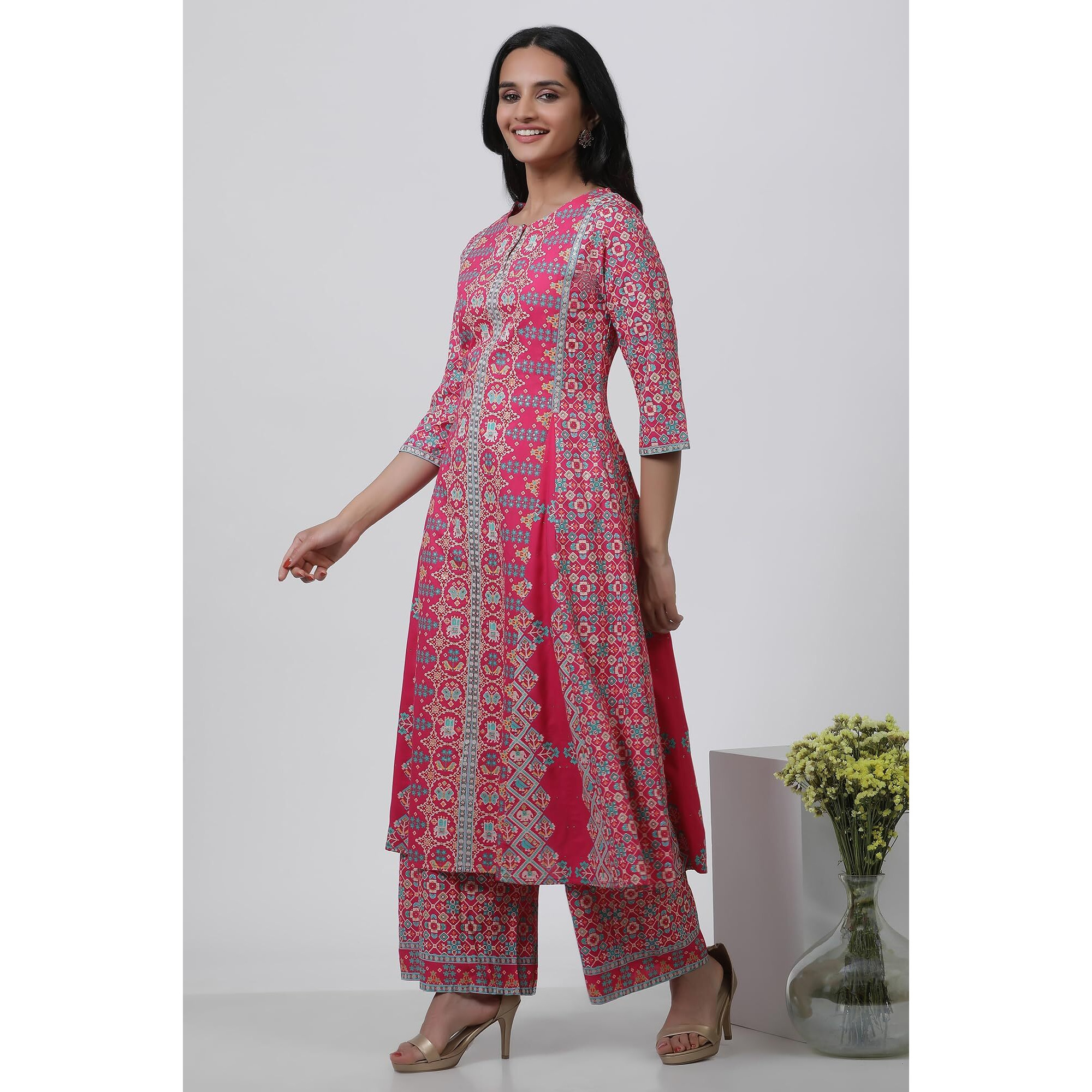 W For Woman Pink Festive Geometric Print Viscose A-Line Kurta Set With Parallel Pant_22Auws17927-119361_Xs