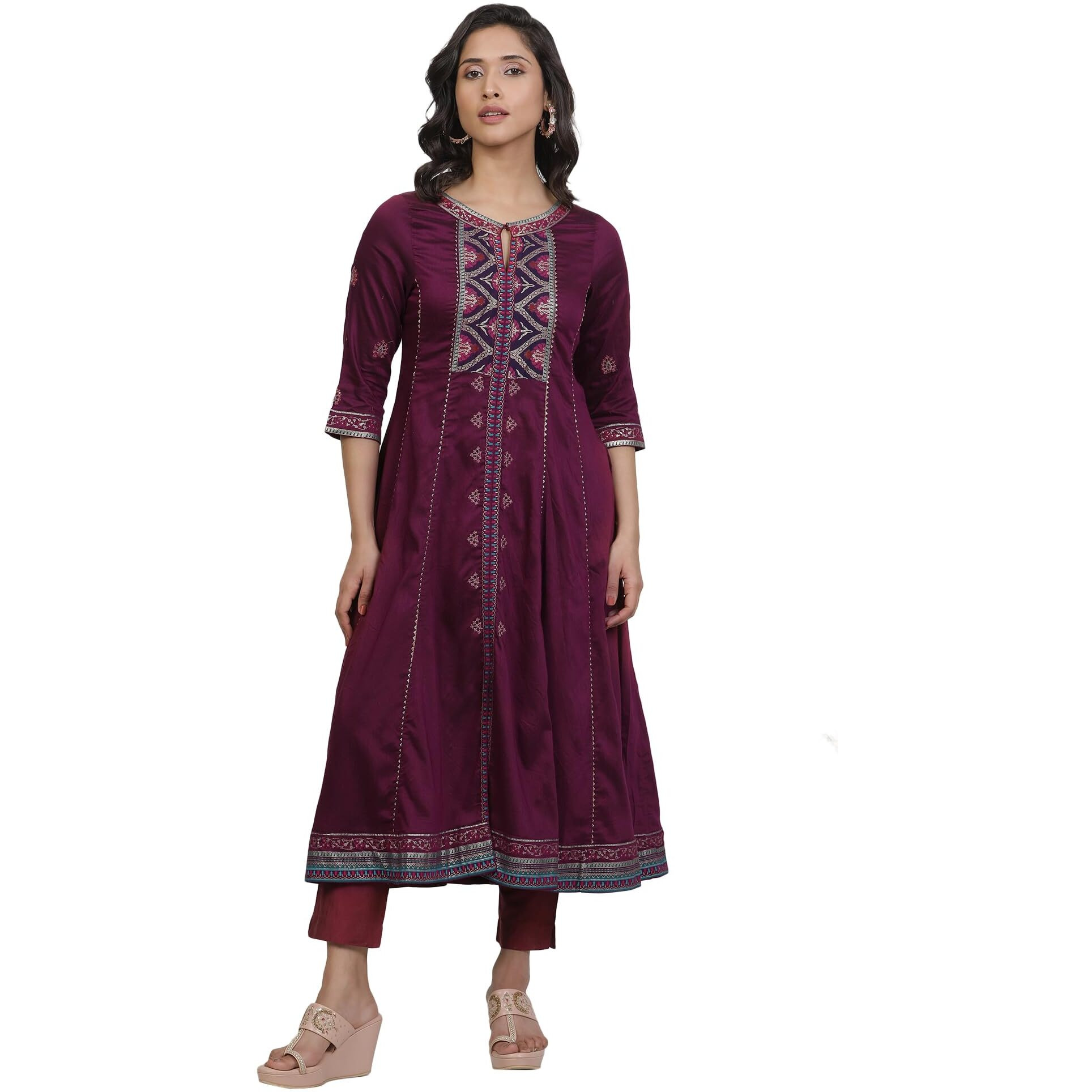 W For Woman Purple Floral Printed Blend Zari Kurta And Pant Set