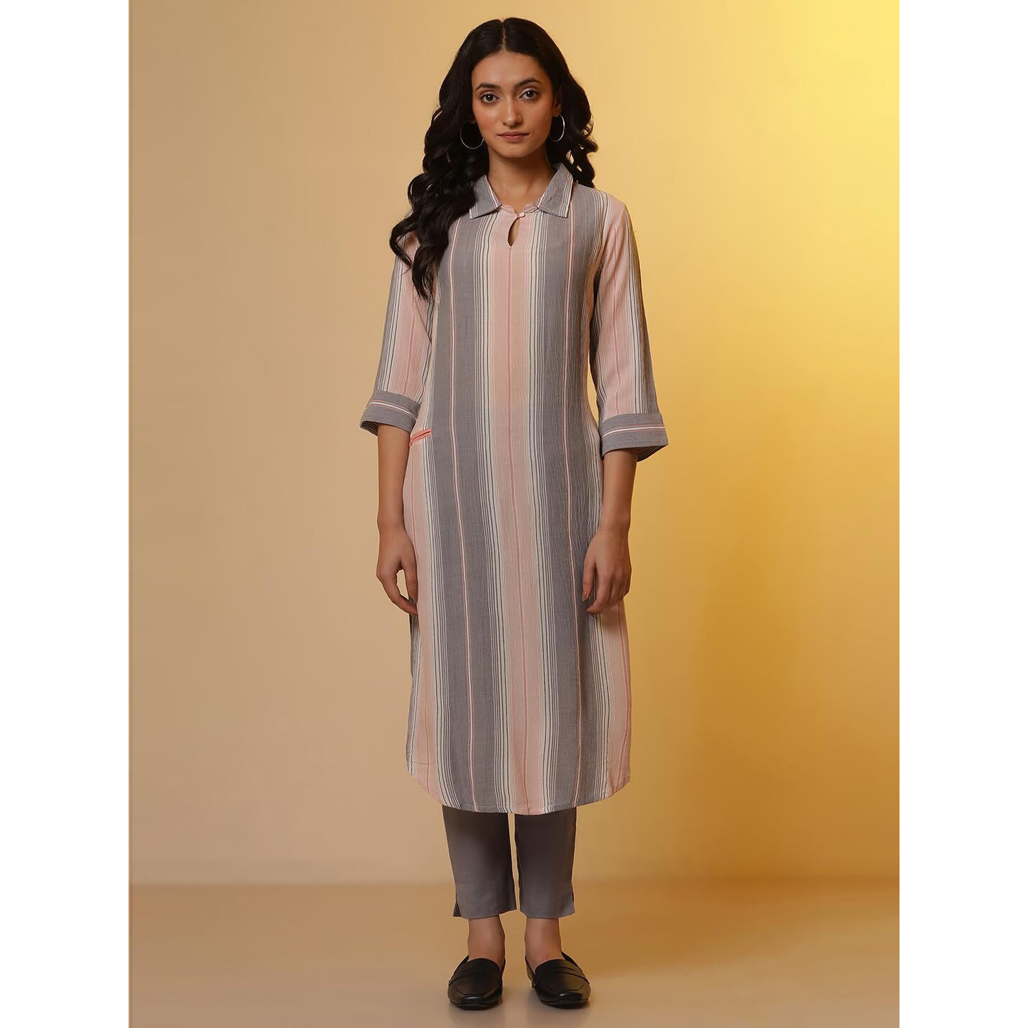 Aurelia Women Straight Rayon Kurta Set With Trousers_24Onas14301-704343_L