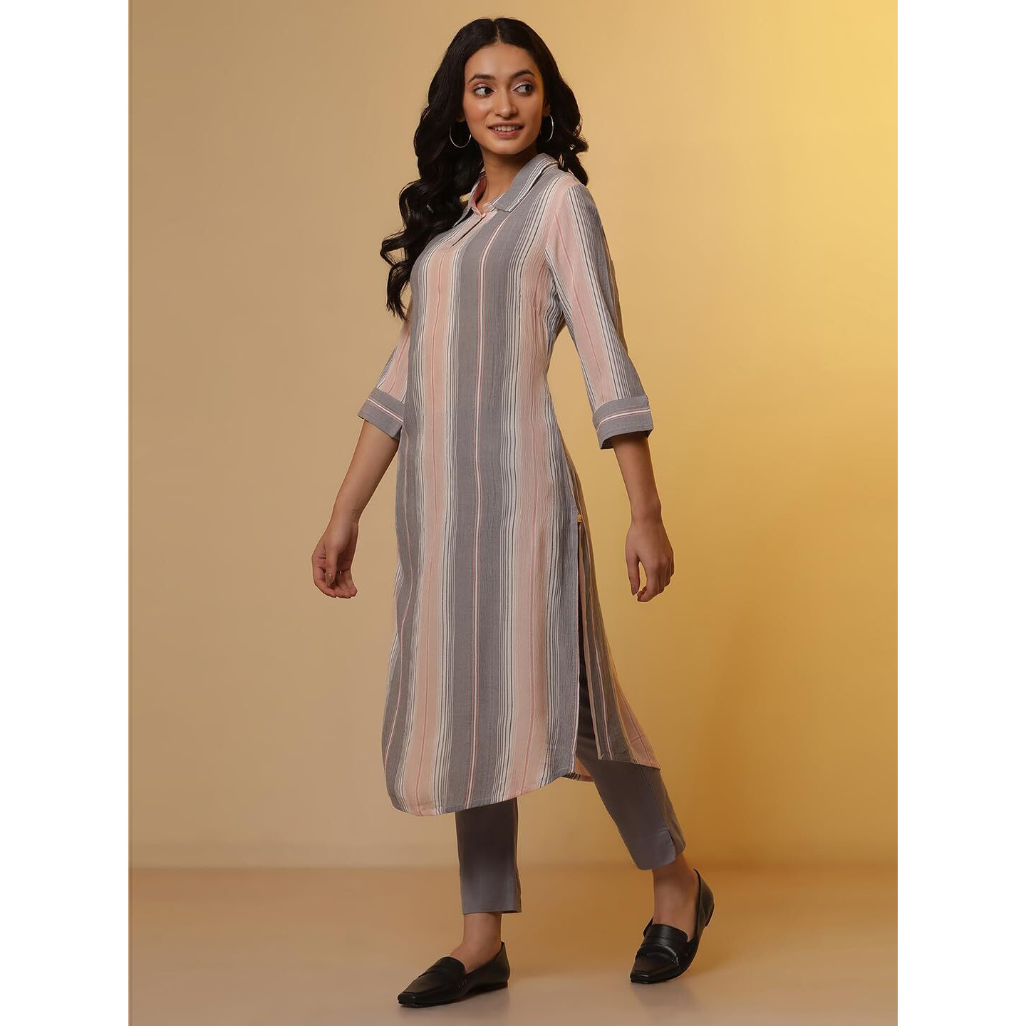 Aurelia Women Straight Rayon Kurta Set With Trousers_24Onas14301-704343_L