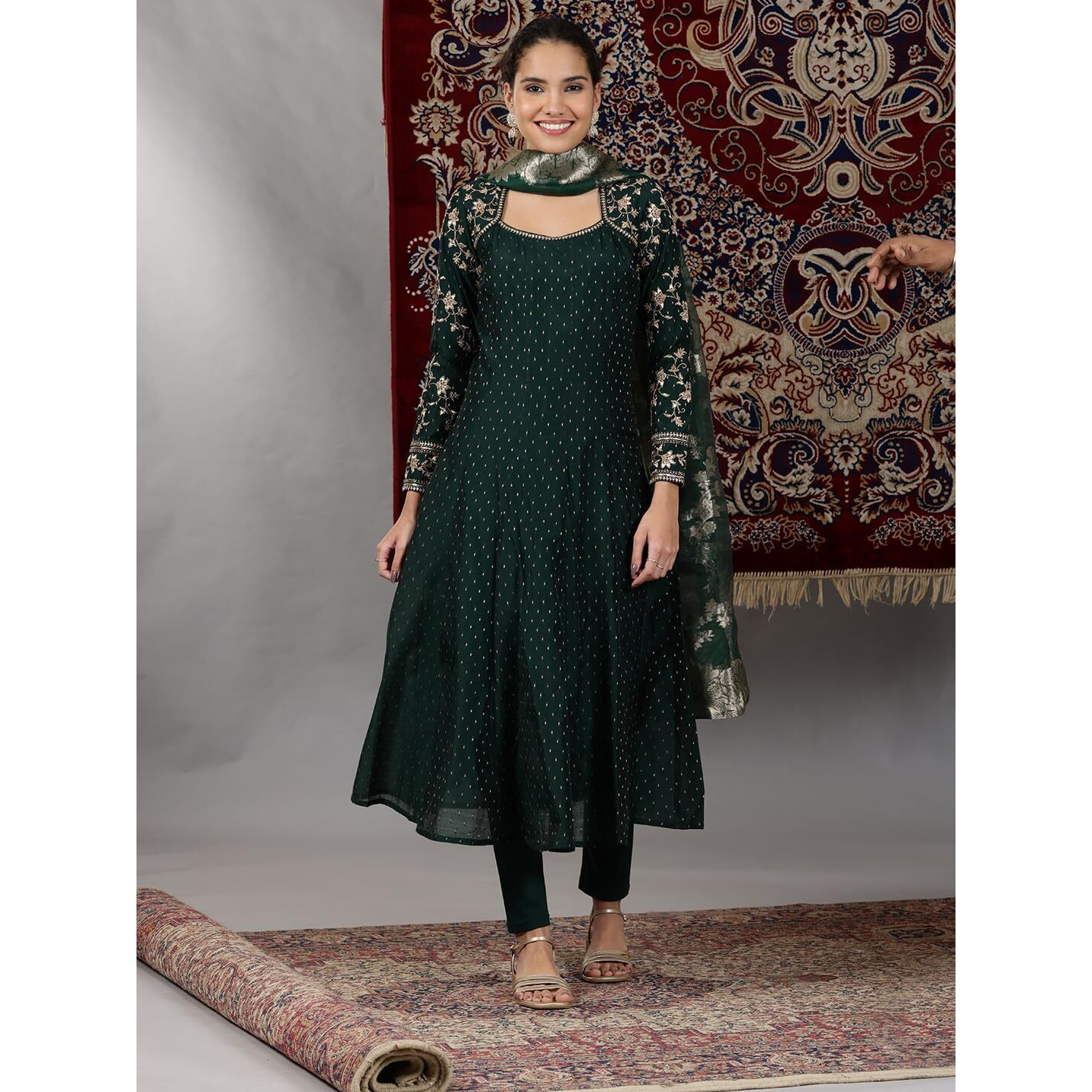 Aurelia Womens Geometric Printed Flared Kurta Set With Leggings And Dupatta For Women