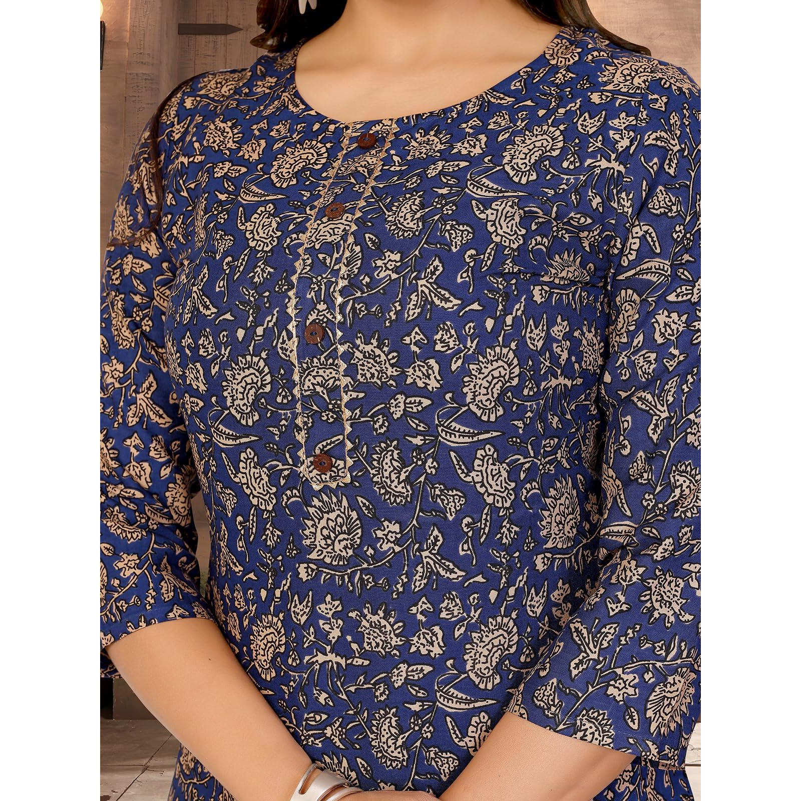 Rangita Blue Rayon Straight Printed Knee Length Kurti | Kurta For Women_M