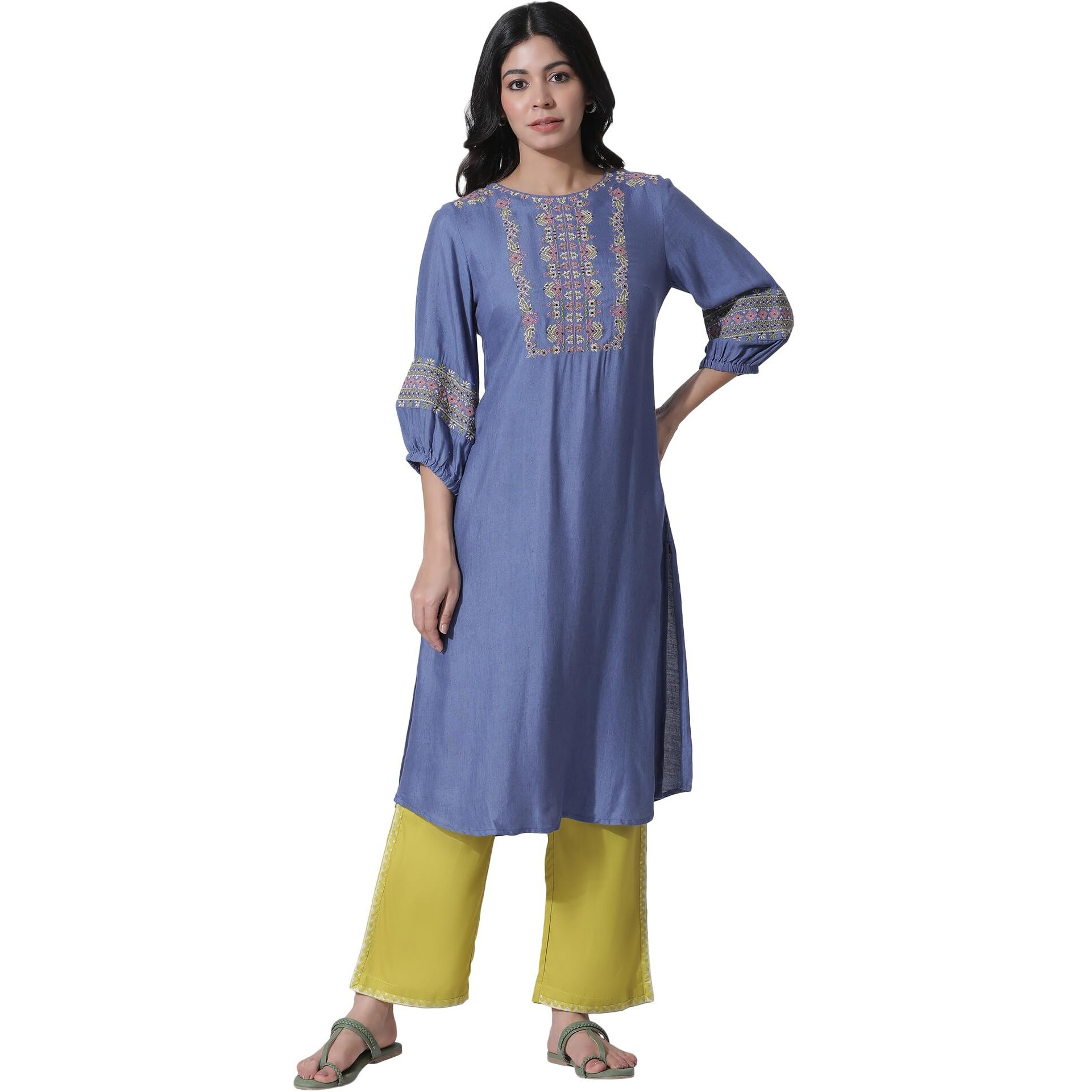 W For Woman Blue Thread Embroidered Kurta And Pants Set_24Onws19453-219551_S