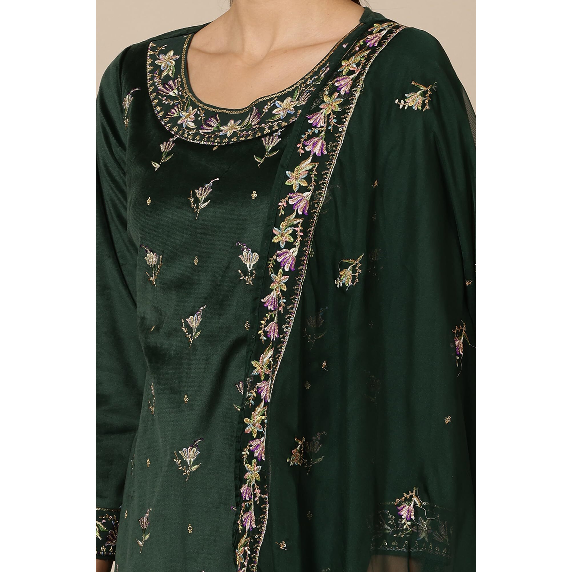 Aurelia Green Solid Straight Kurta, Plazzo & Dupatta For Women (Size Xl)-24Noas15366-607538