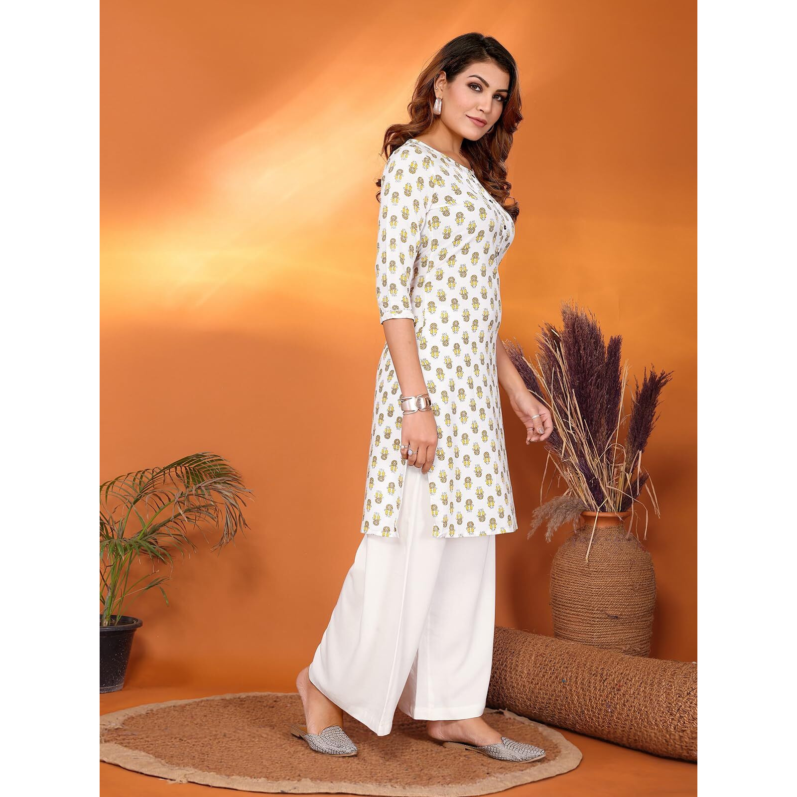 Rangita Off White Rayon Straight Printed Knee Length Kurti | Kurta For Women_Xl