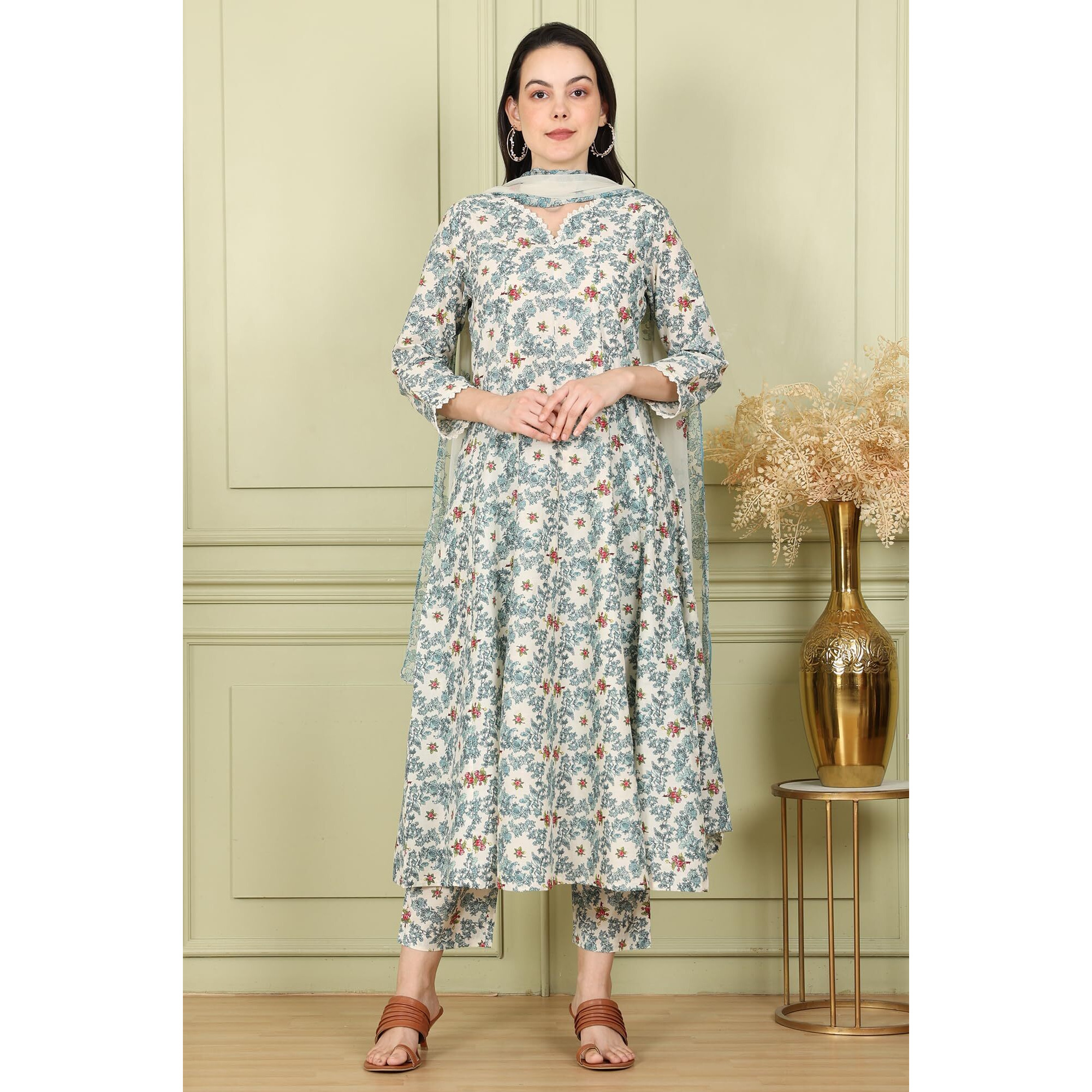 White Floral Printed A-Line Kurta, Pants And Dupatta Set_24Auws11932-124870_M