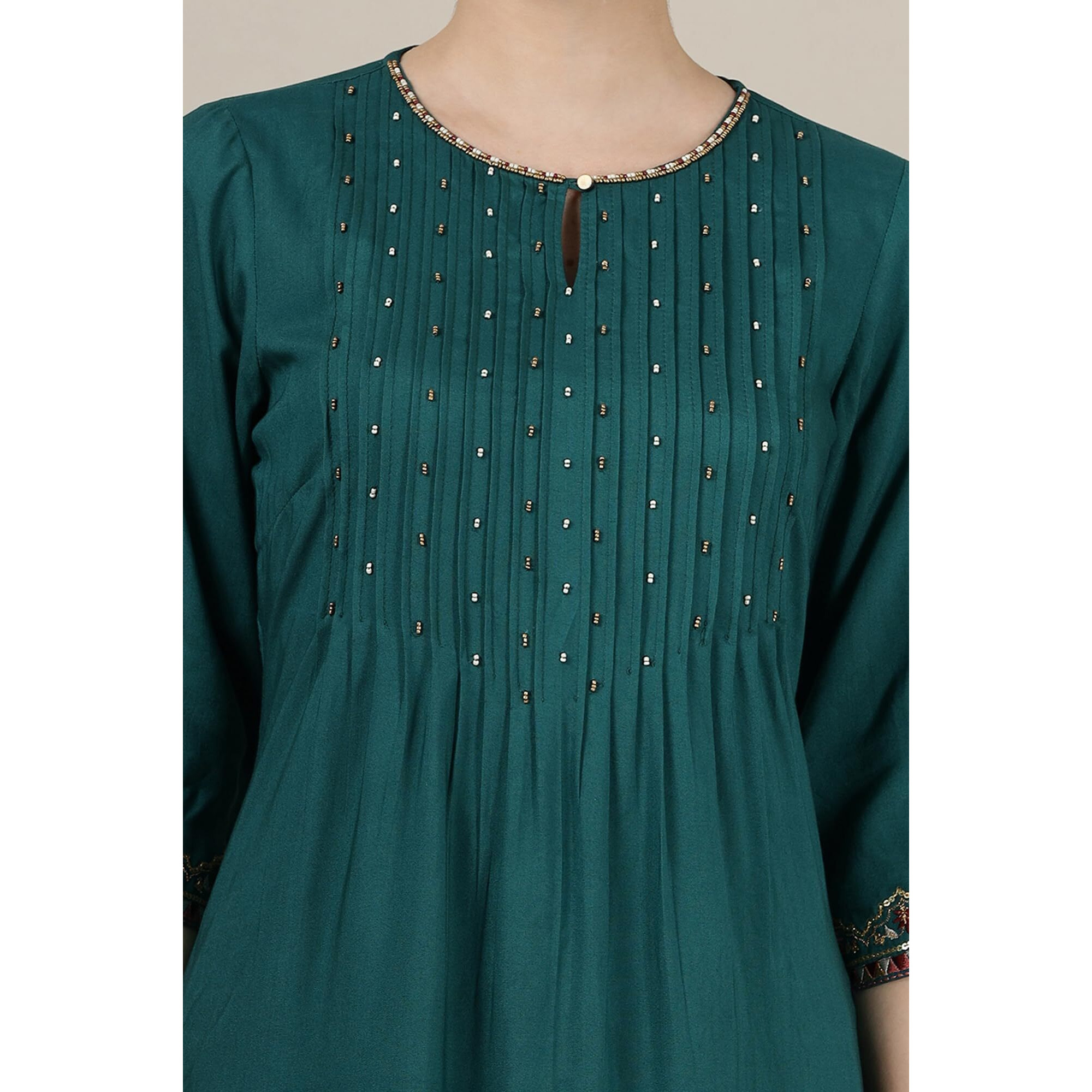 Aurelia Womens Solid Straight Kurta | Round Neck Kurta For Women | Solid Kurta For Women | Beautiful Regular Fit Kurta For Women Green