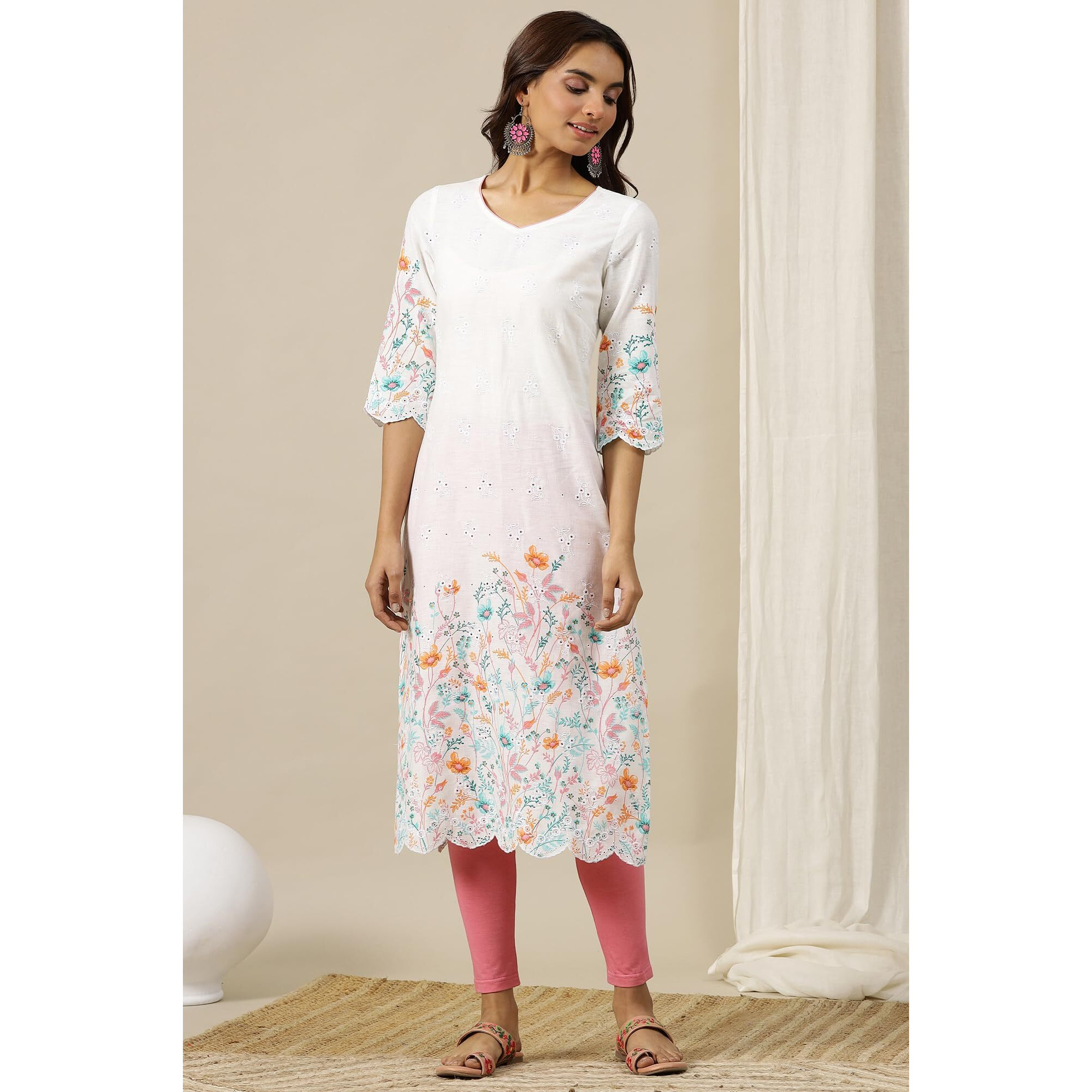 Aurelia Womens Floral Printed Straight Kurta | Sweetheart Neck Kurta For Women | Printed Kurta For Women | Beautiful Regular Fit Kurta For Women White
