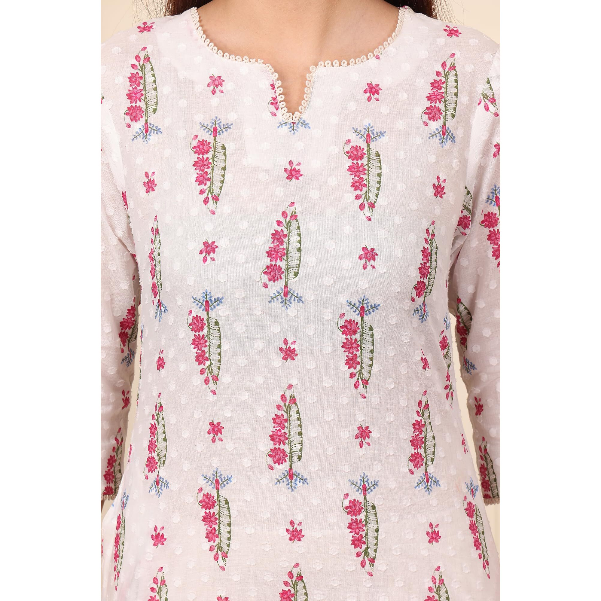 W For Woman White Floral & Leaf Printed Textured Pure Cotton Straight Kurta (Size 3Xl)-24Auw12019-124748