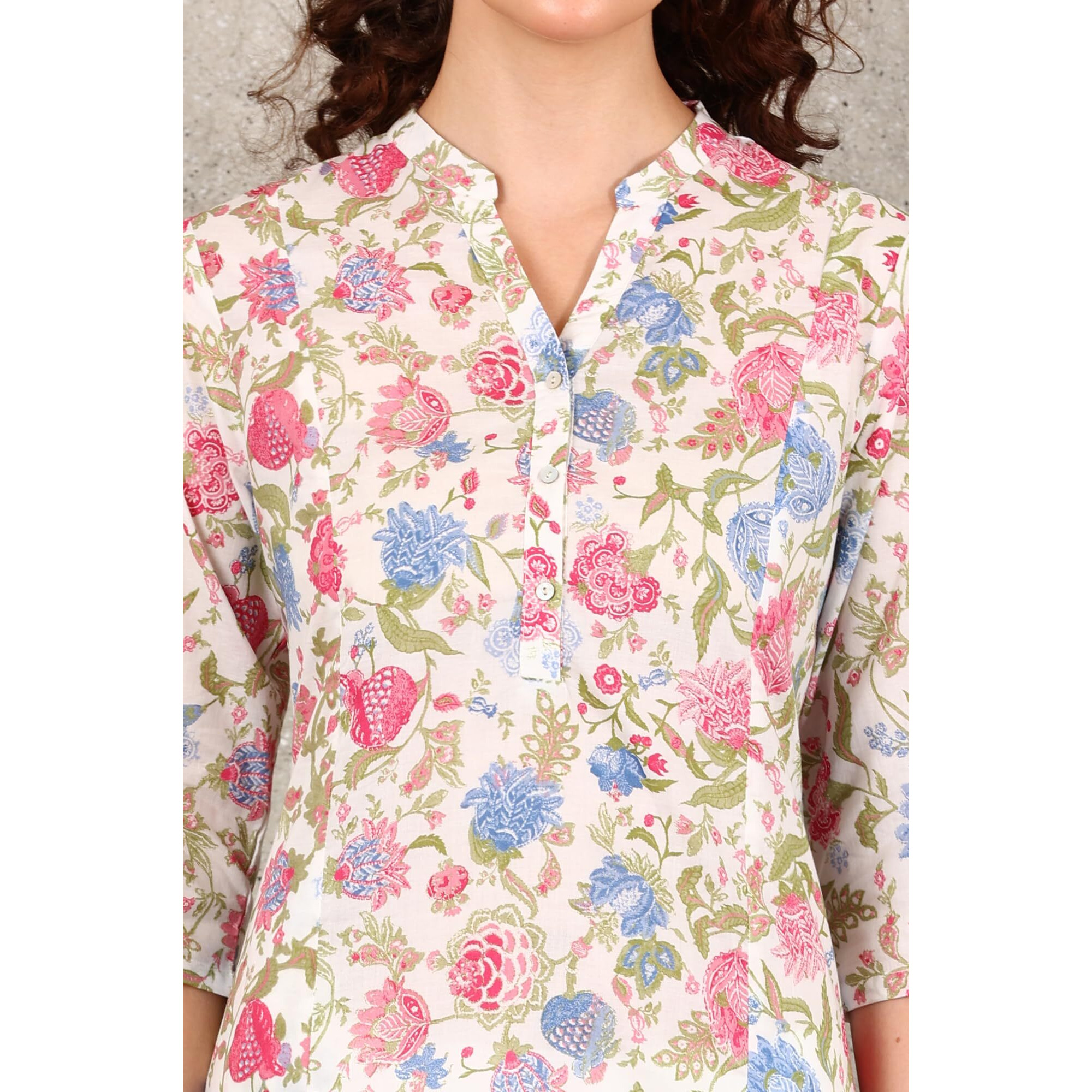 W For Woman White Floral Printed Pure Cotton Straight Kurta (Size M)-24Auw12021-124772