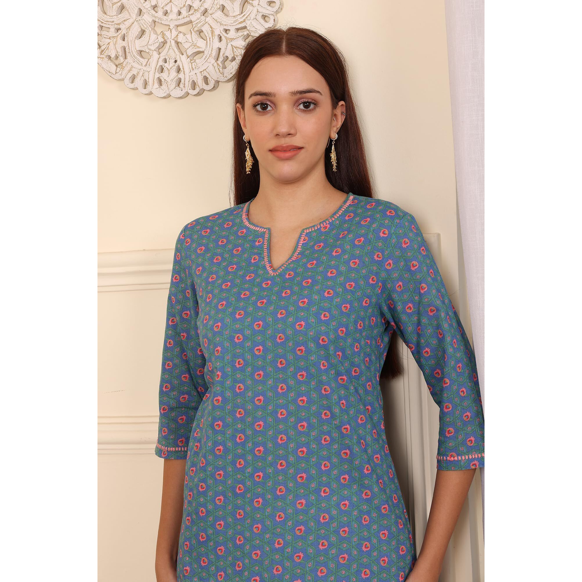 W For Woman Blue Geometric Printed Pure Cotton Straight Kurta (Size Xxl)-24Auw12218-124823