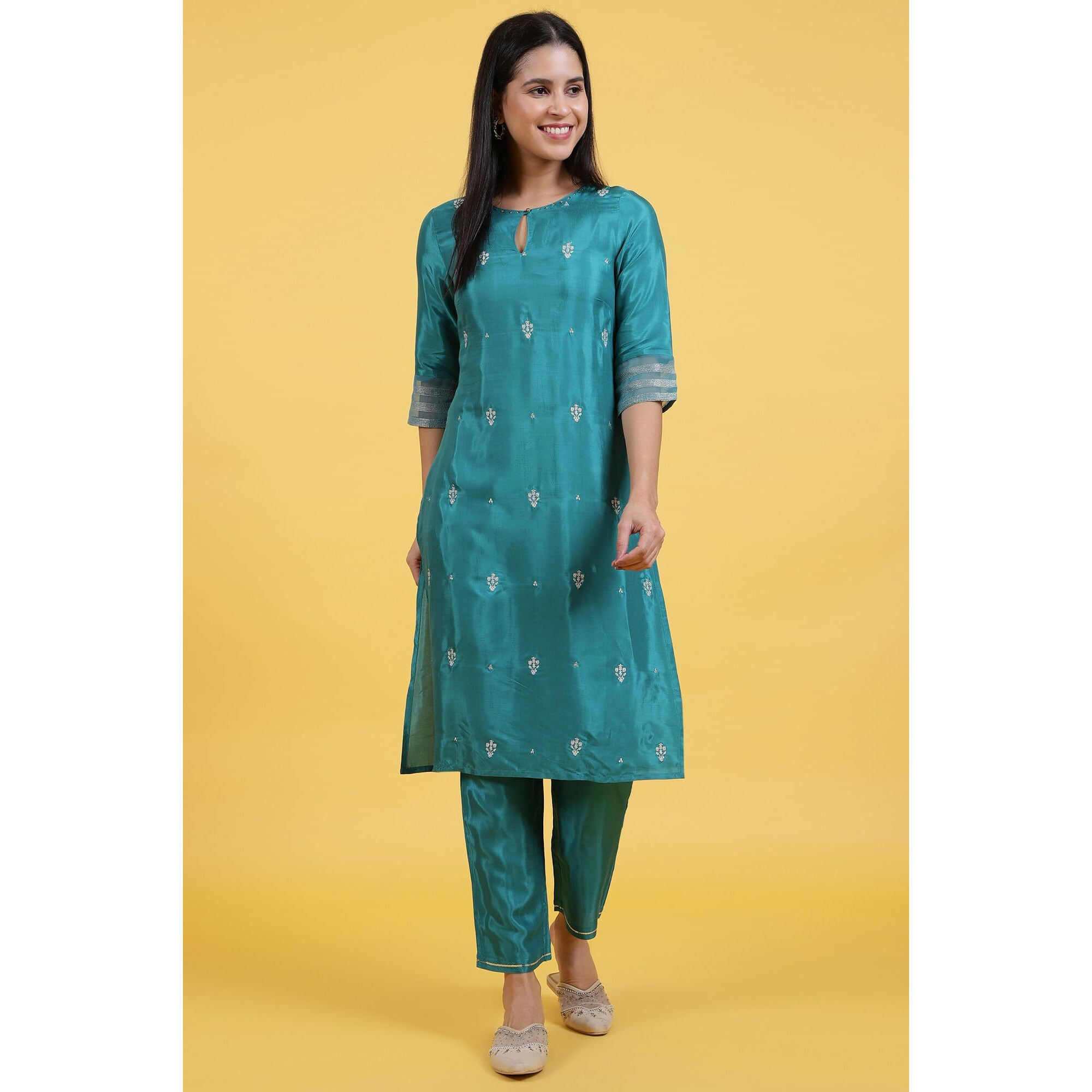 W For Woman Blue Embroidered Rayon Straight Kurta In Keyhole Neck (Size Xl)-W12306-223051