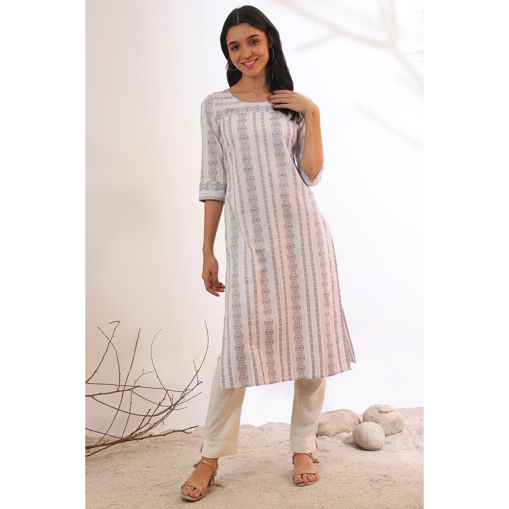 Aurelia Women's Grey Yarn Dyed Cotton Blend Straight Kurta (Size M)-A15538-705568