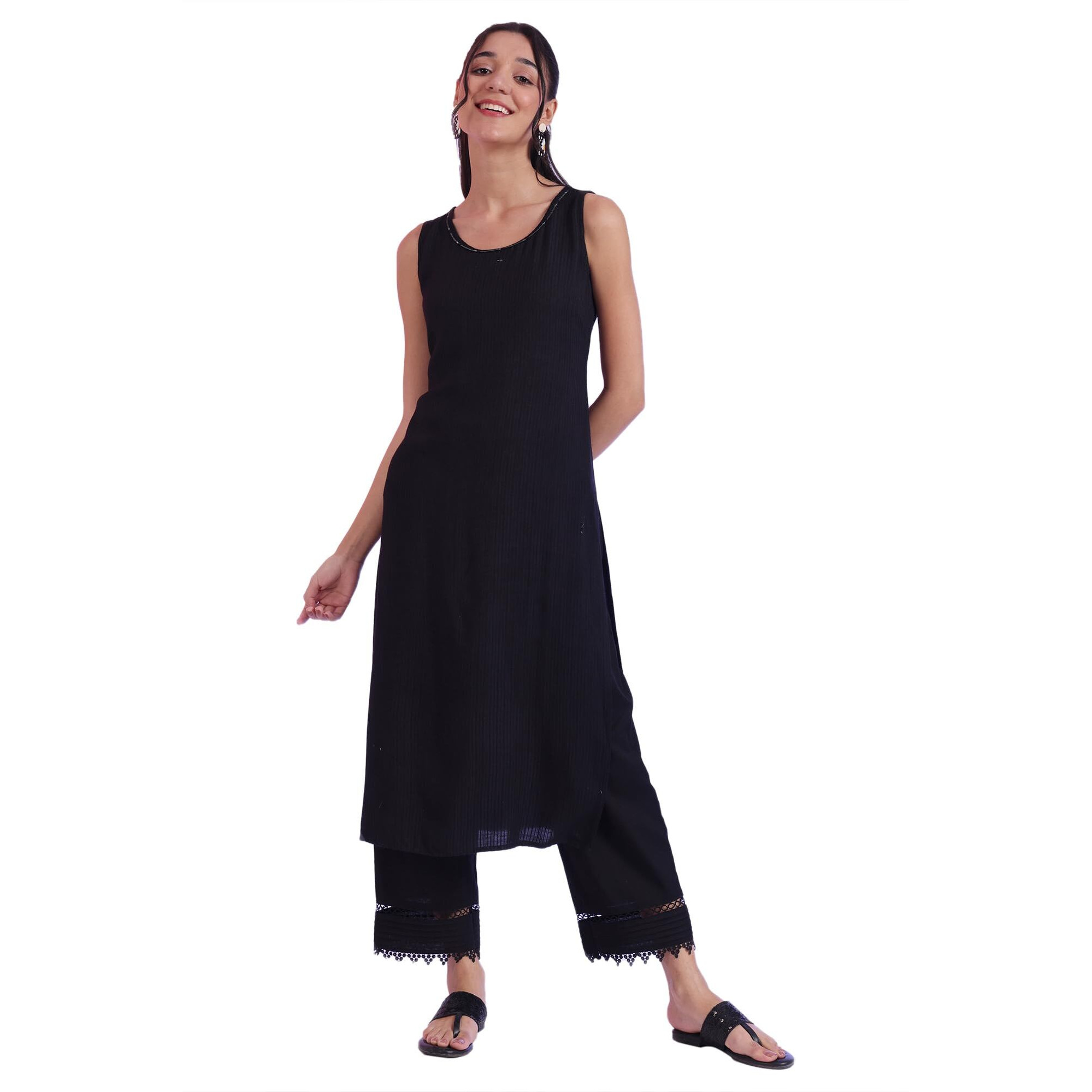 Aurelia Women's Black Solid Straight Kurta (Size L)-A15551-608069