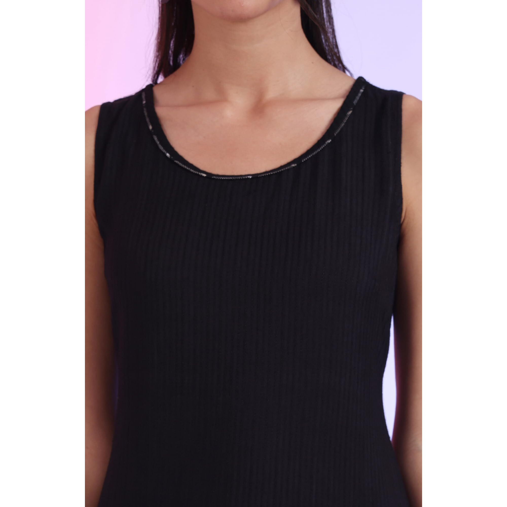 Aurelia Women's Black Solid Straight Kurta (Size L)-A15551-608069