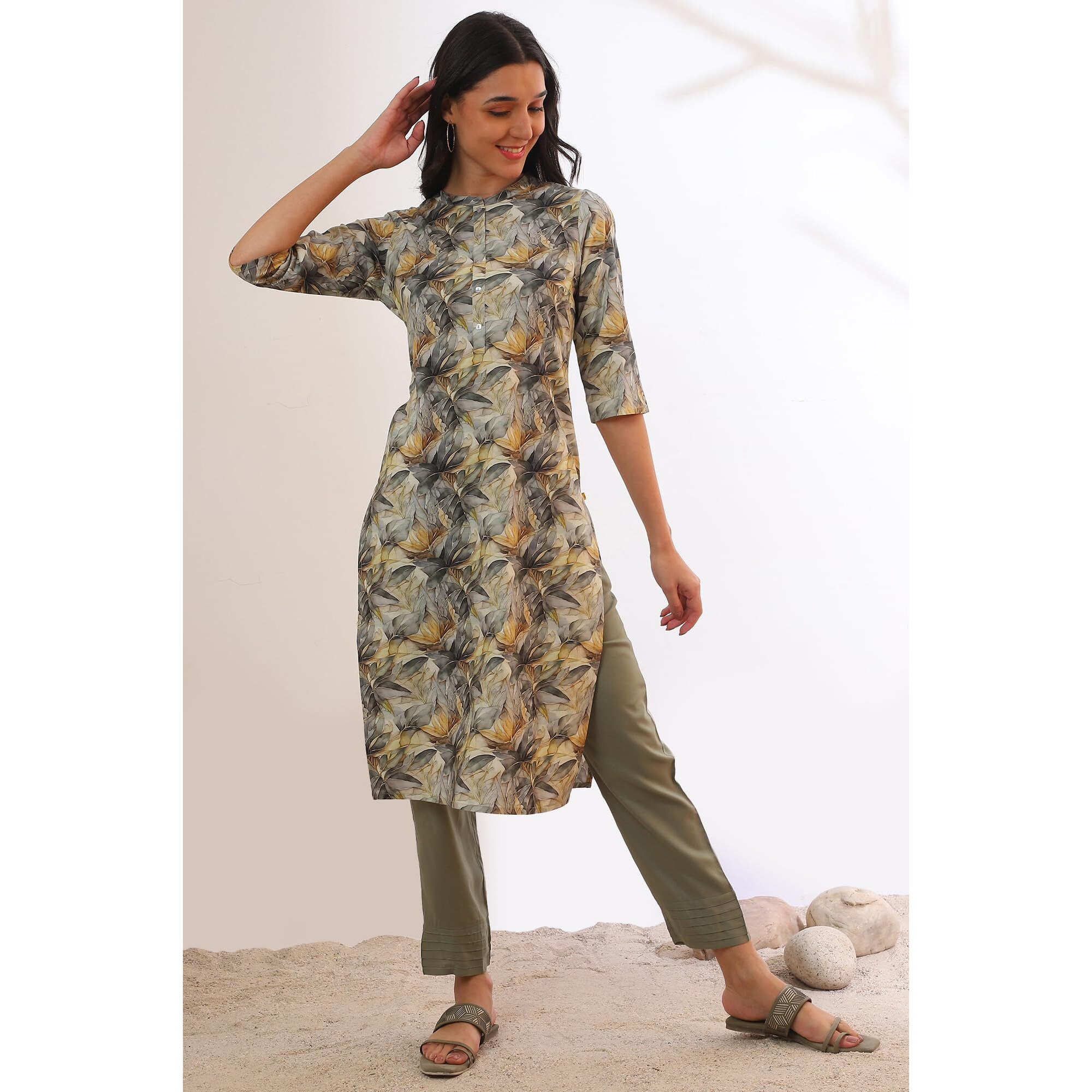 Aurelia Women's Grey Printed Pure Cotton Straight Kurta (Size M)-A15697-508949
