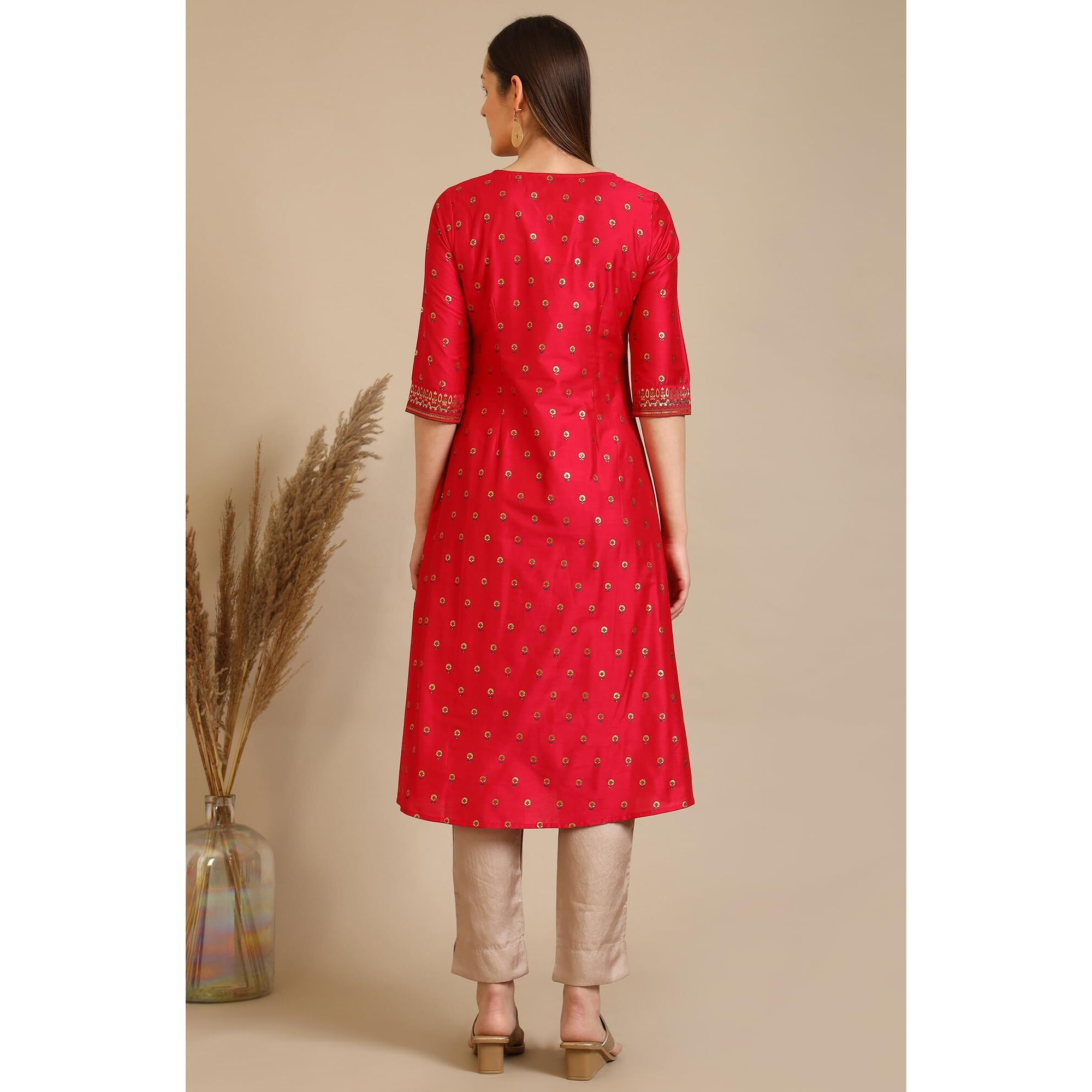 Aurelia Women's Virtual Pink Bold Floral Printed A-Line Kurta (Size Xl)-A15801-507512
