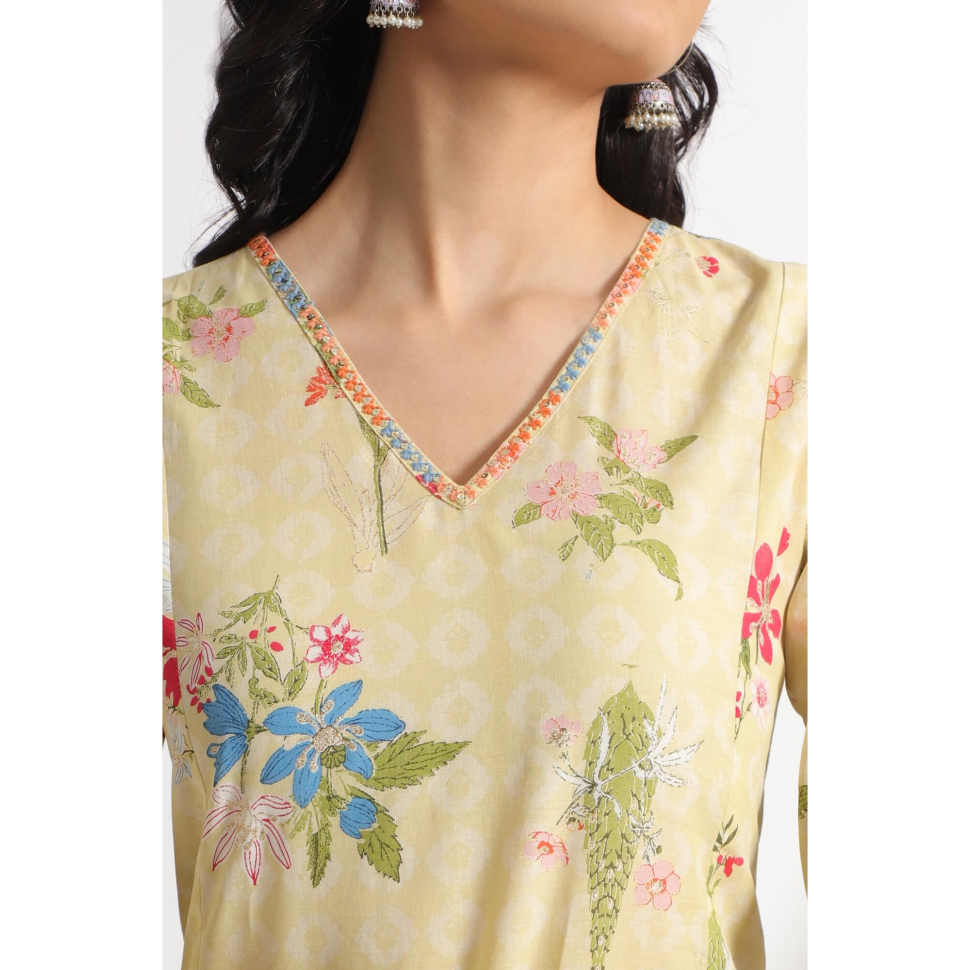 W For Woman Yellow Floral Printed A-Line Pure Cotton Kurta And Leggings Set (Size L)-Ws12220-126114