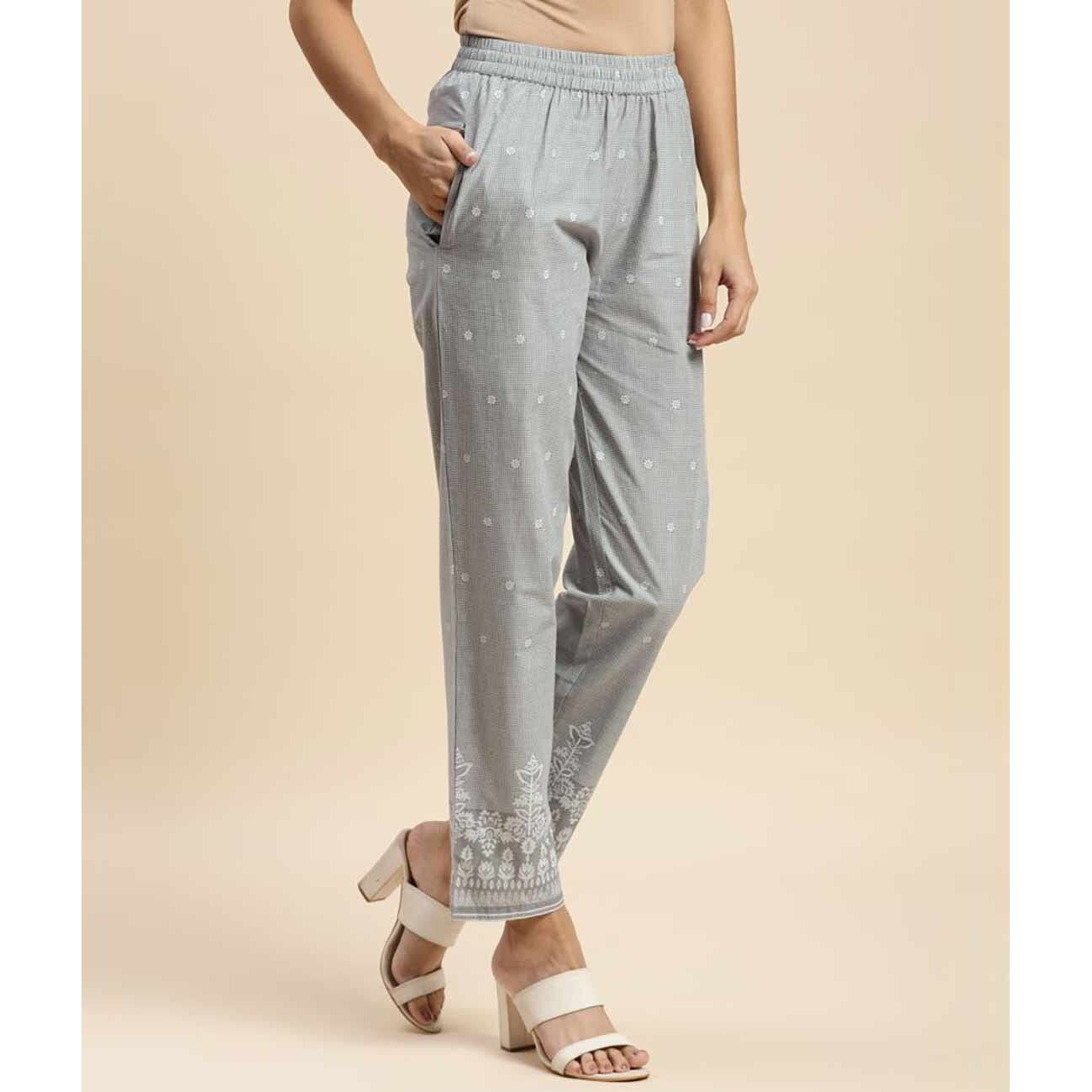 Rangita Women 100% Cotton Light Grey Printed Ankle Length Straight Pant, M
