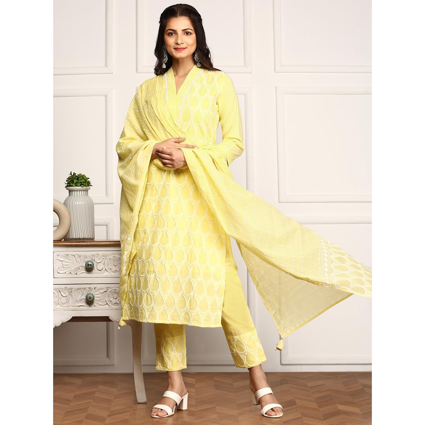 Ishin Women Yellow Cotton Kurta Set With Dupatta