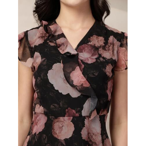 Style Quotient Women Black Printed Maxi Dress