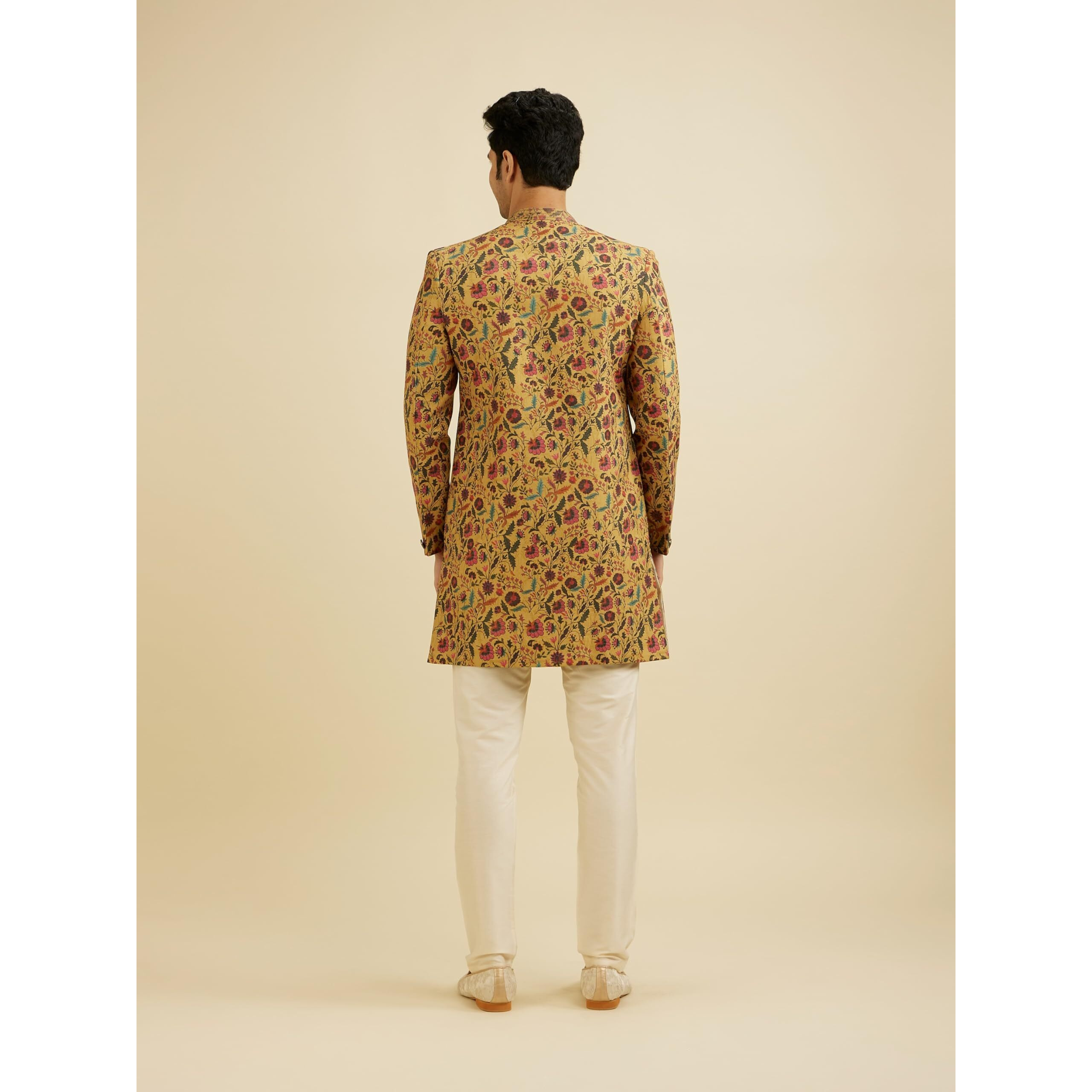 Manyavar Men's Viscose Blend Floral Print Kurta Set (Mustard,Xxl)
