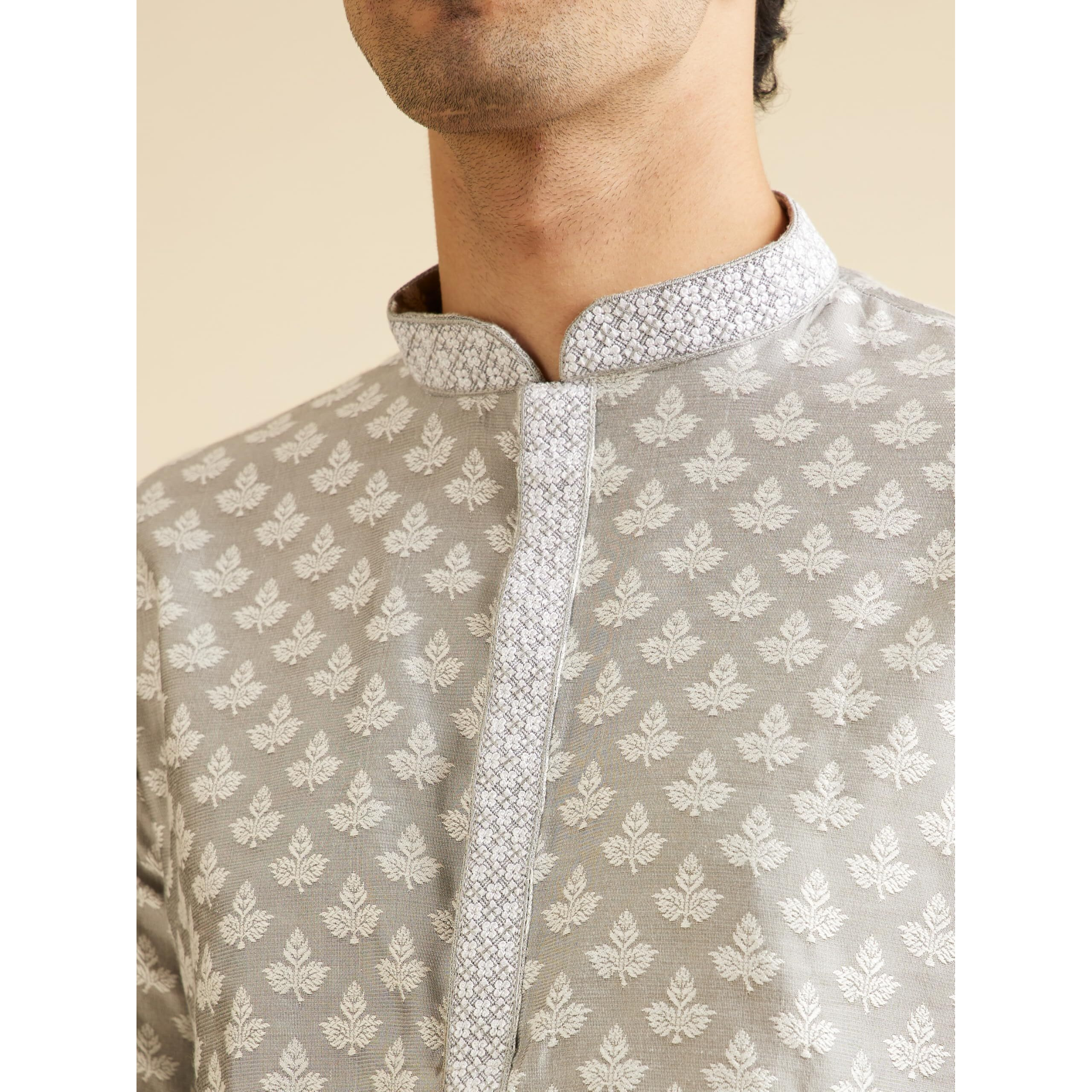 Manyavar Men's Viscose Blend Digital Leaf Print Kurta Set (Light Grey,L)