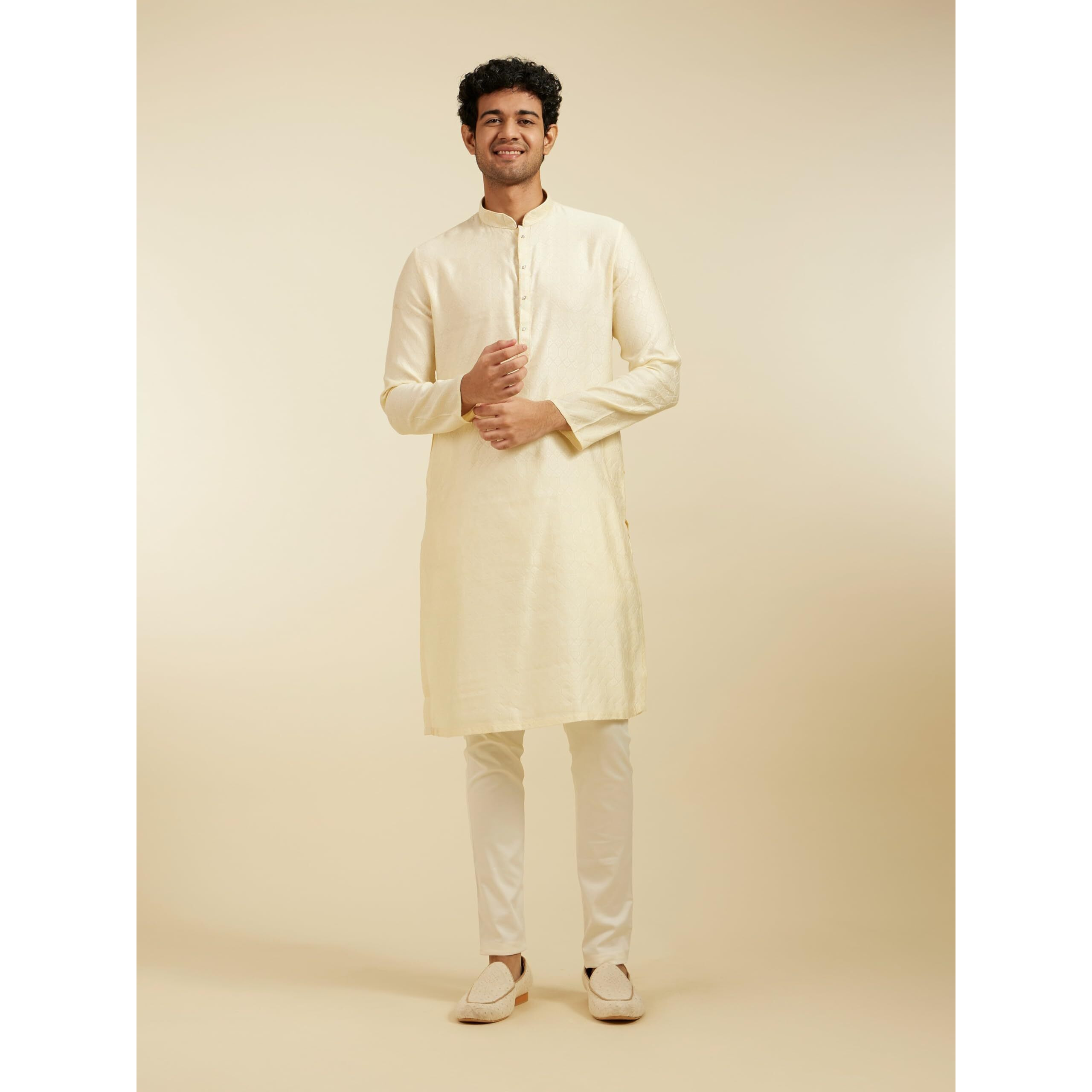 Diwas By Manyavar Men's Viscose Blend Self Design Kurta (Cream,Xl)