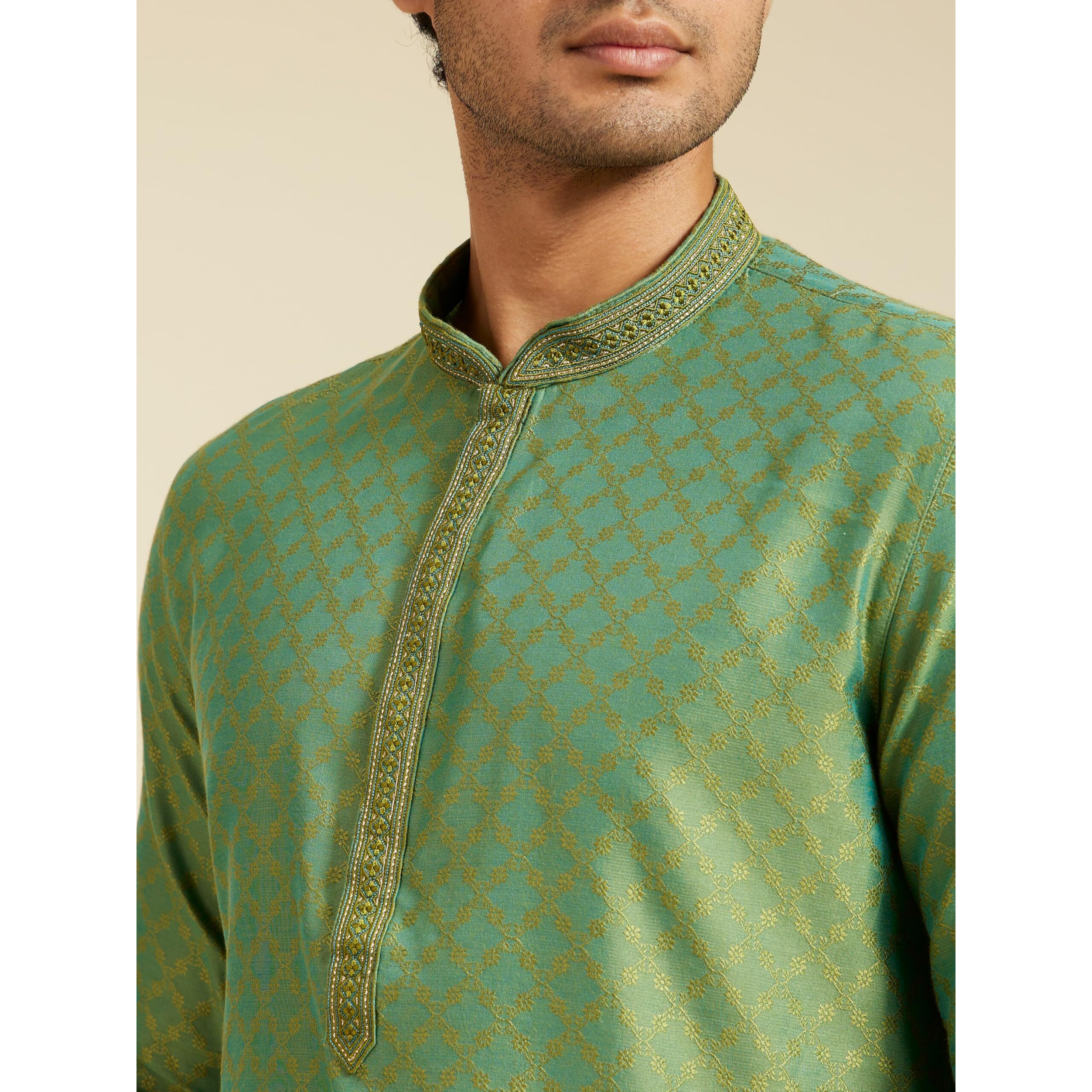 Diwas By Manyavar Men's Viscose Blend Self Design Kurta (Light Mid Green,Xxxl)